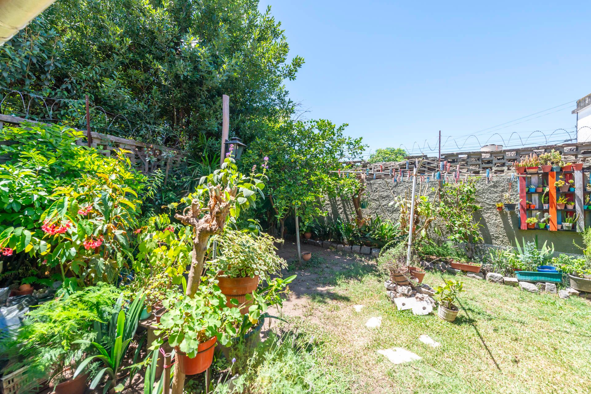 Casa multifamiliar c/ jardin en Venta,San Fernando