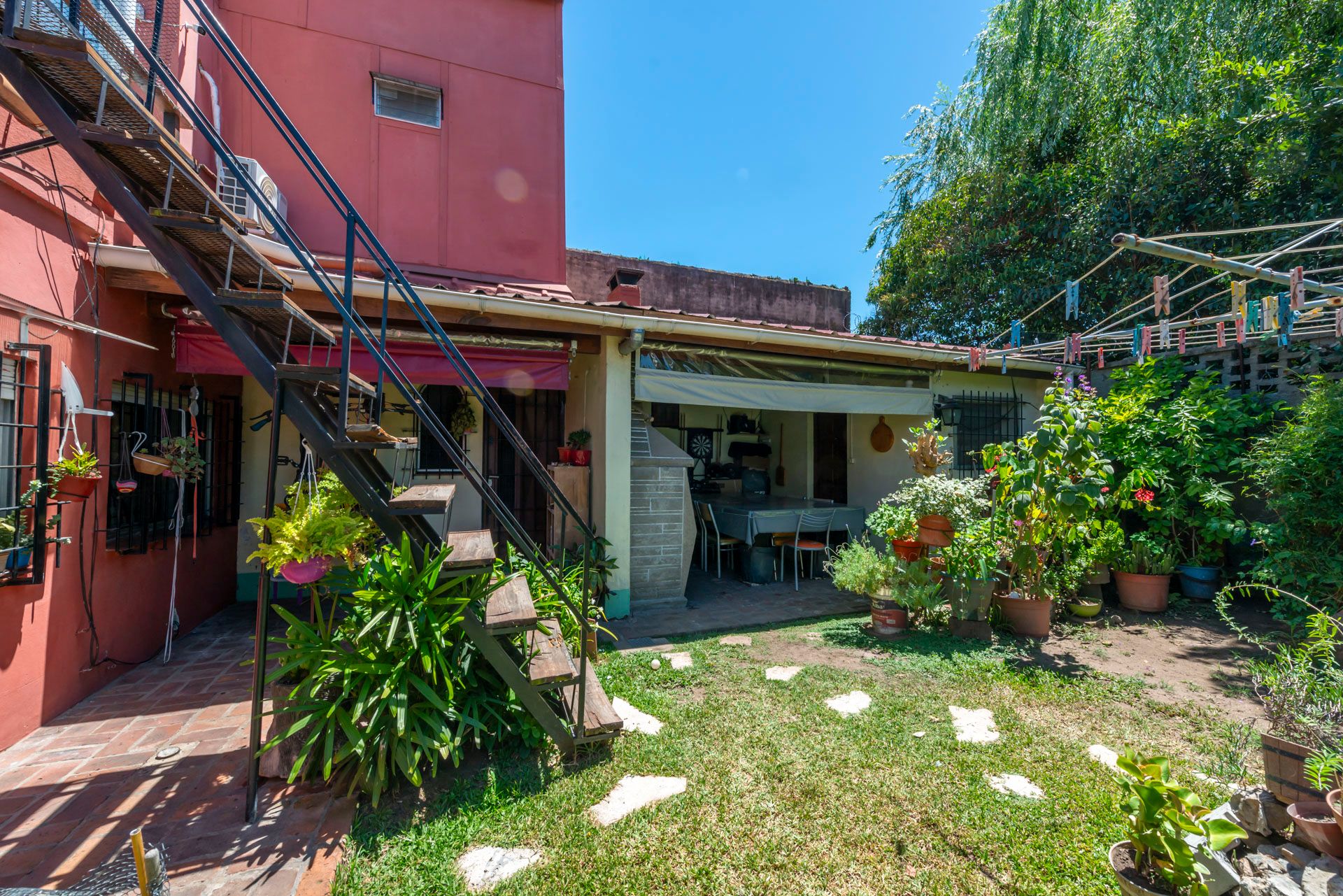 Casa multifamiliar c/ jardin en Venta,San Fernando