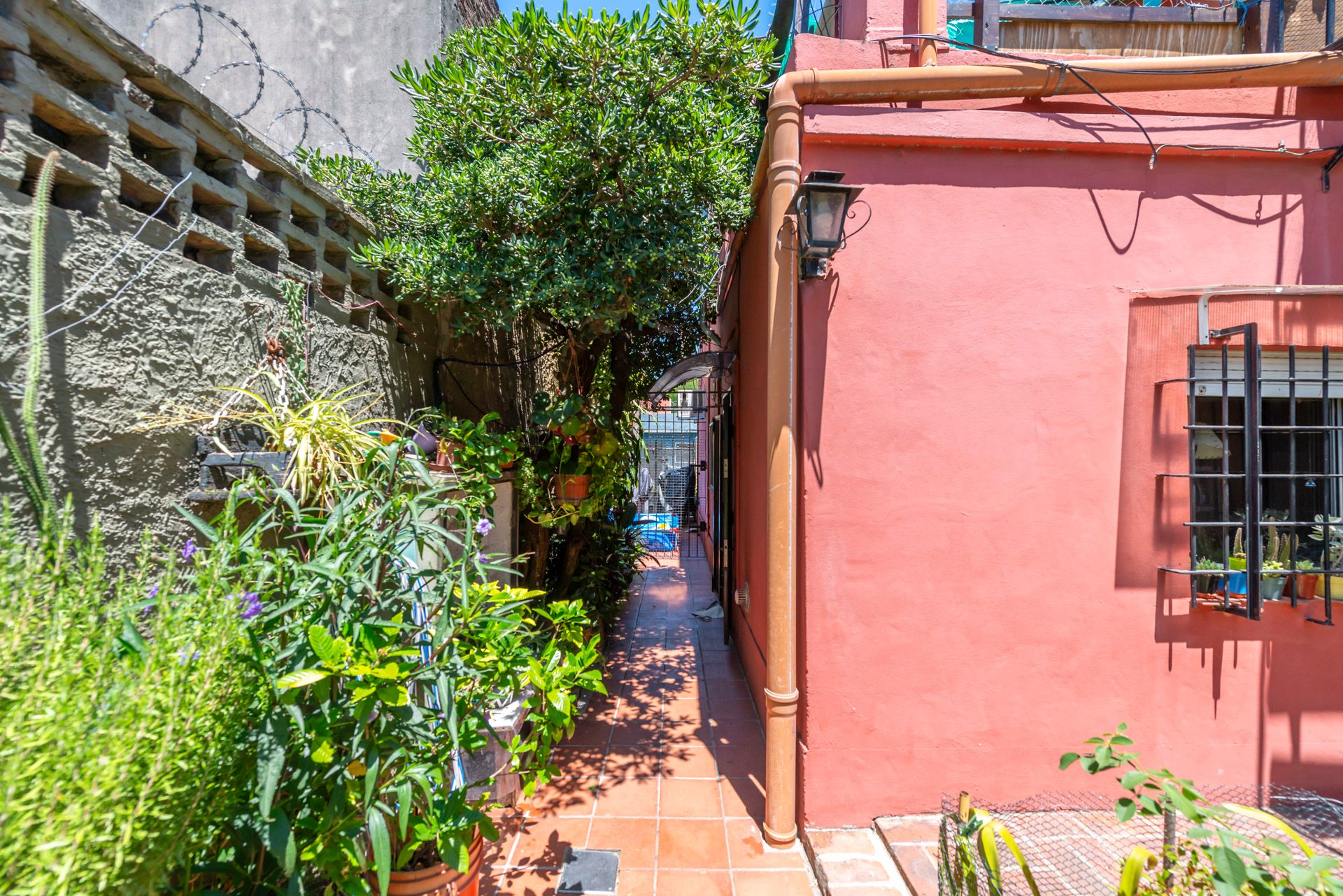 Casa multifamiliar c/ jardin en Venta,San Fernando