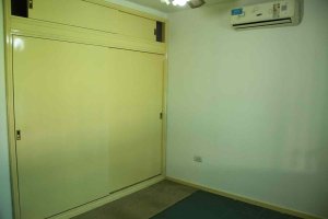 House with land, pool, and commercial space in Tigre