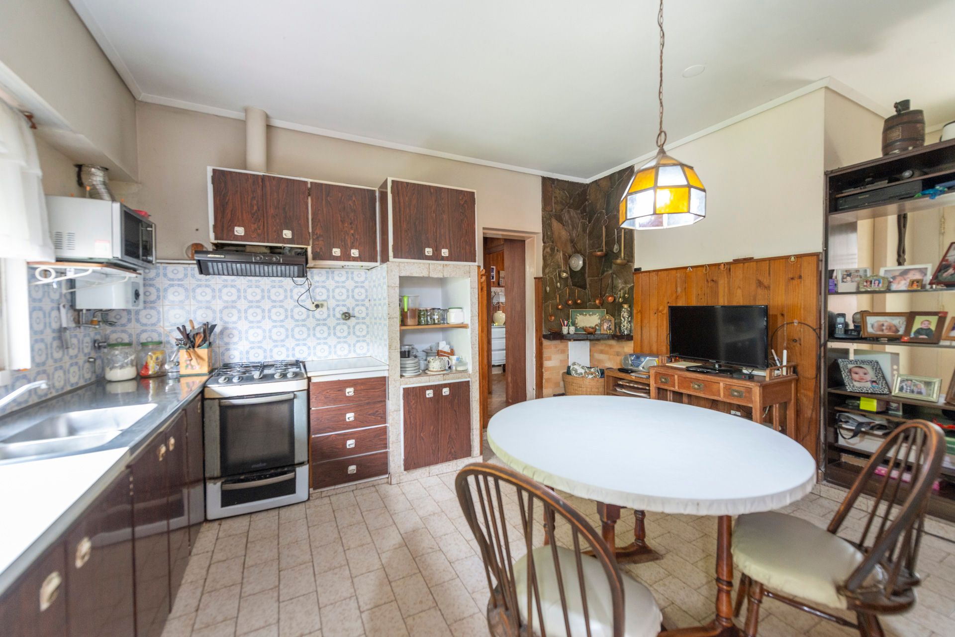 Casa multifamiliar Venta 7 amb. con jardin-Olivos