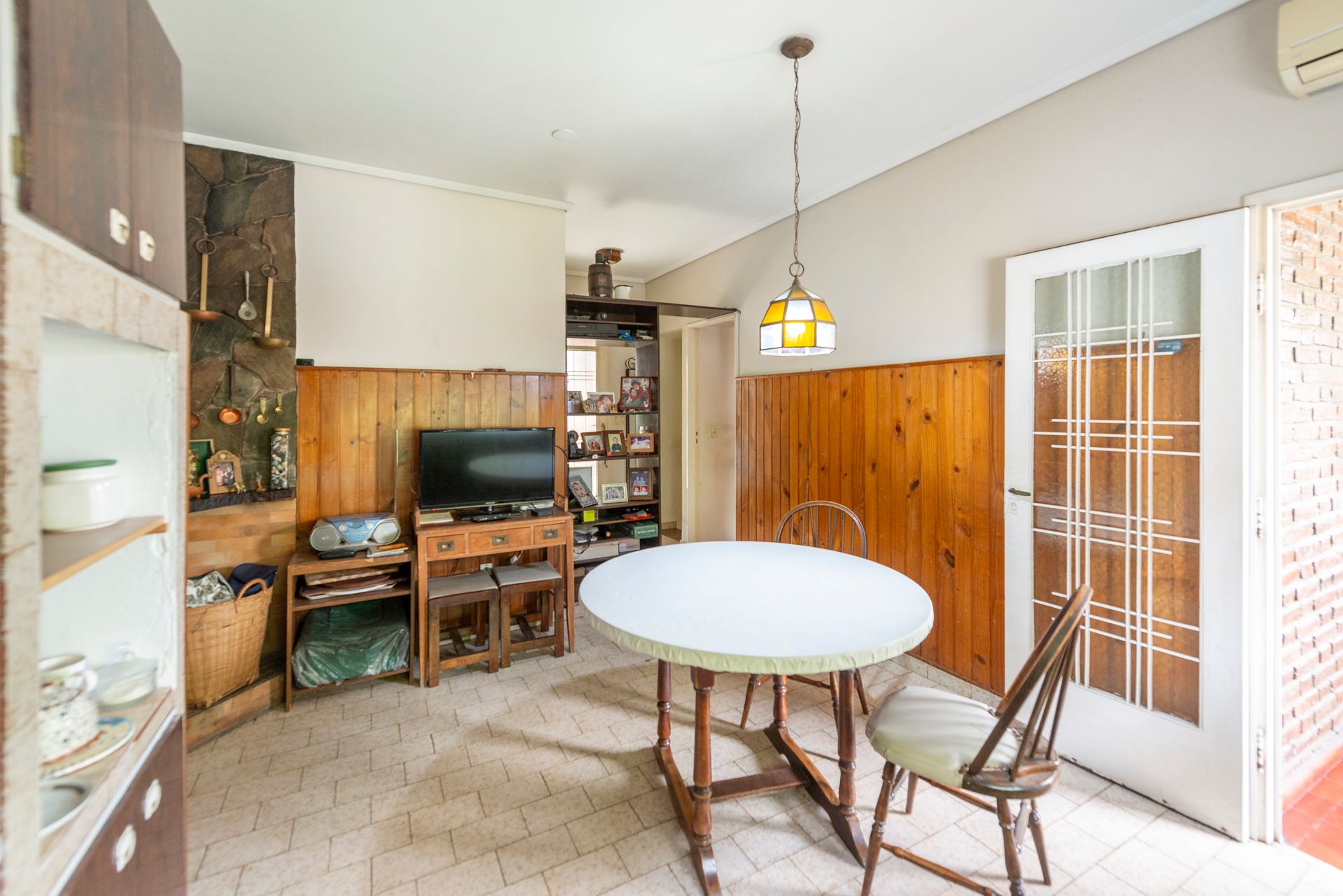 Casa multifamiliar Venta 7 amb. con jardin-Olivos