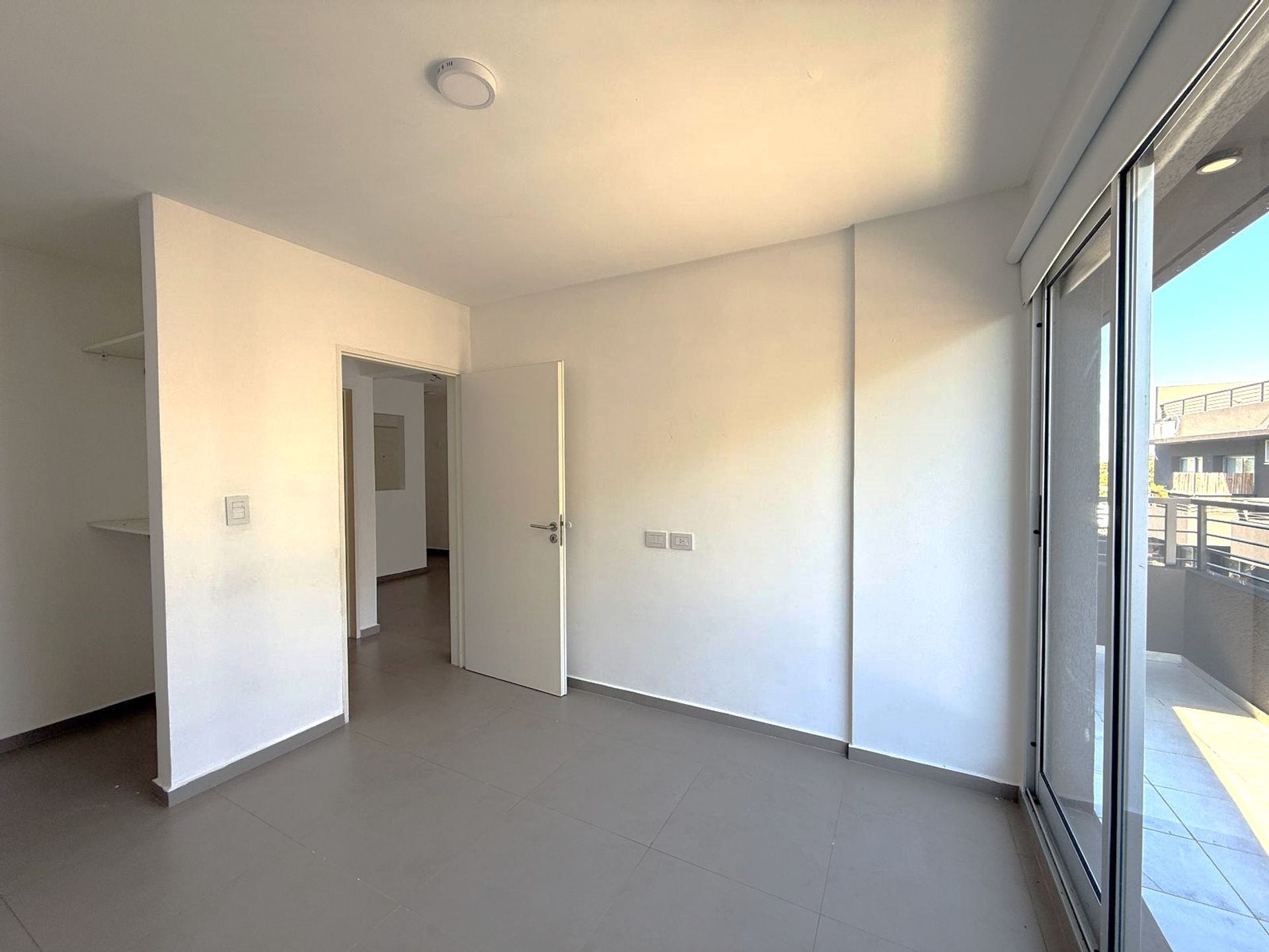 Venta departamento 2 amb en San Fernando c/cochera