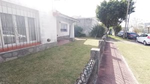 4-Room House for Sale Tigre Troncos Del Talar