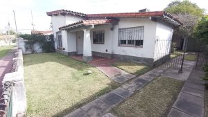 4-Room House for Sale Tigre Troncos Del Talar