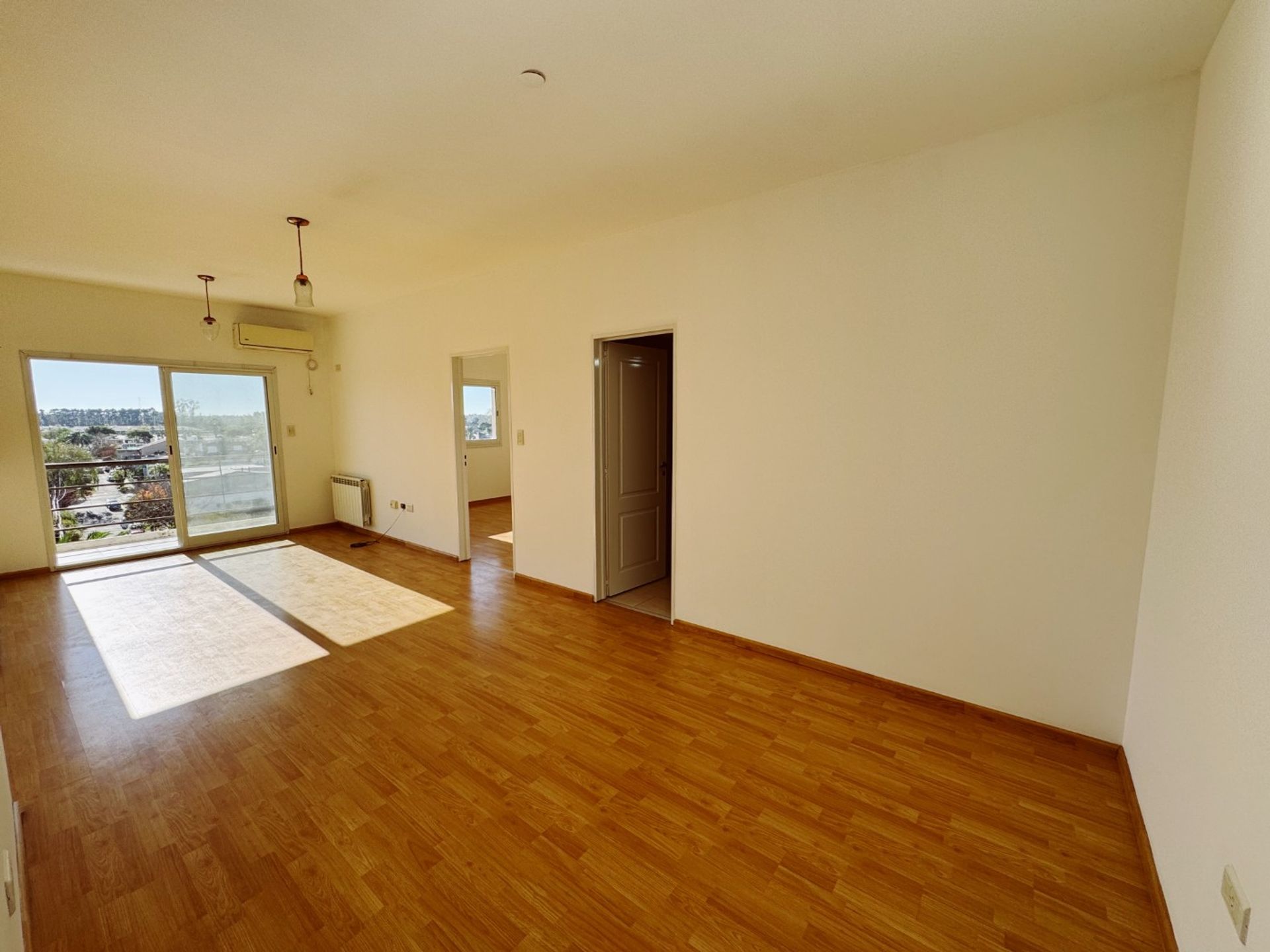 Departamento 2 Amb. c/ cochera en Venta-Tigre