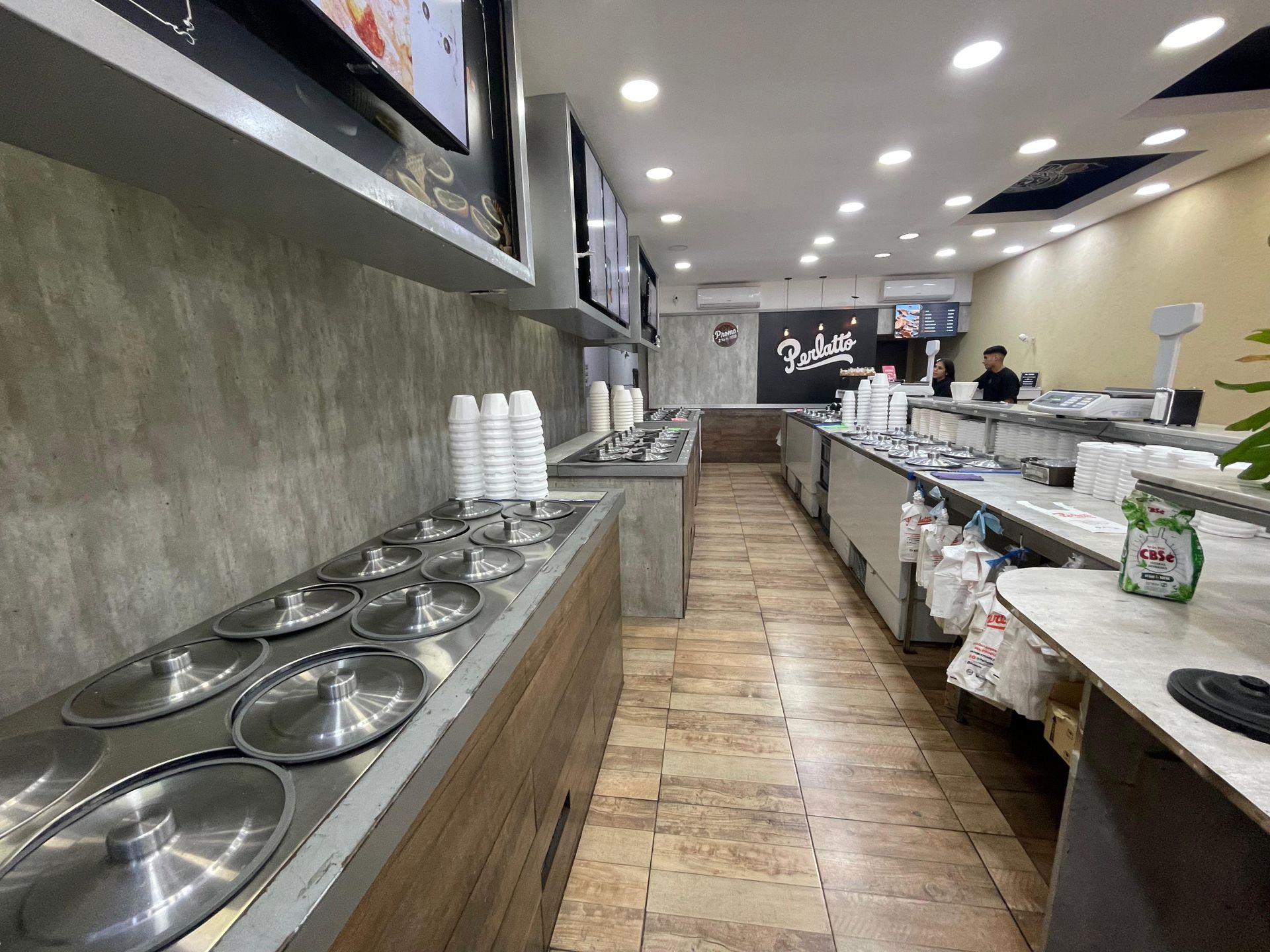Venta Local (420M2) En Tigre Centro Av Cazon