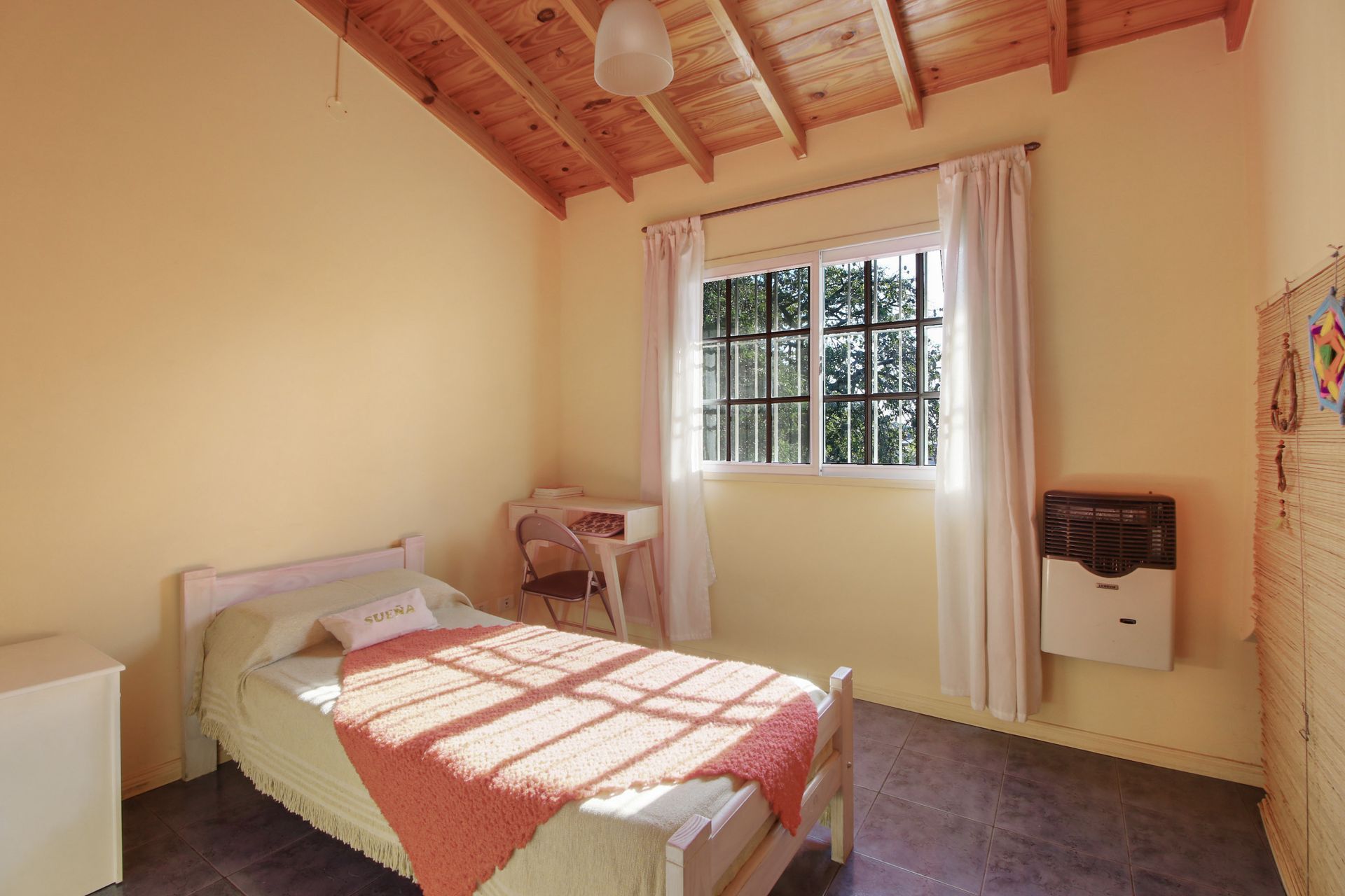 Venta Casa Duplex 2 Dormitorios Patio Carapachay