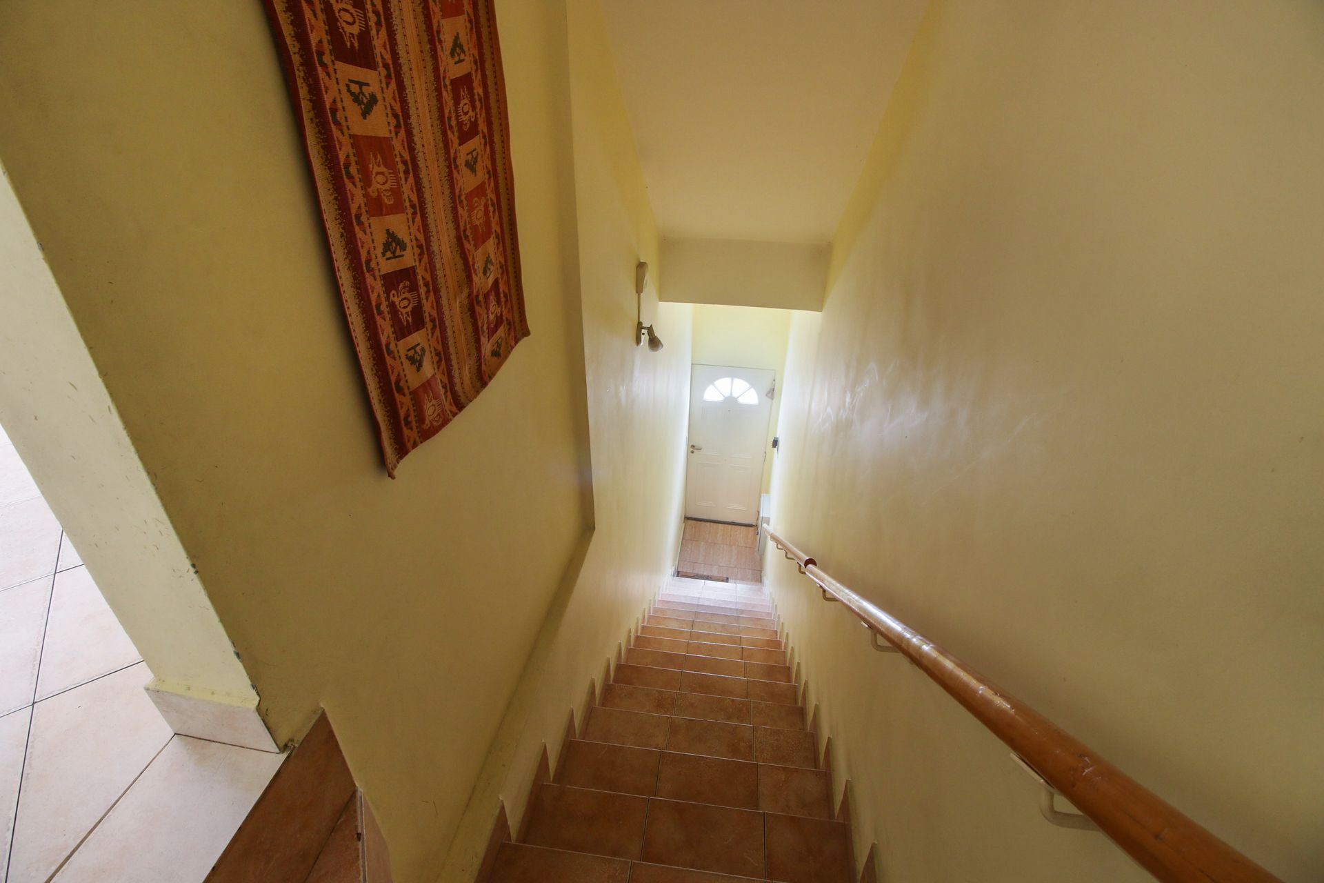 Venta Casa Duplex 2 Dormitorios Patio Carapachay
