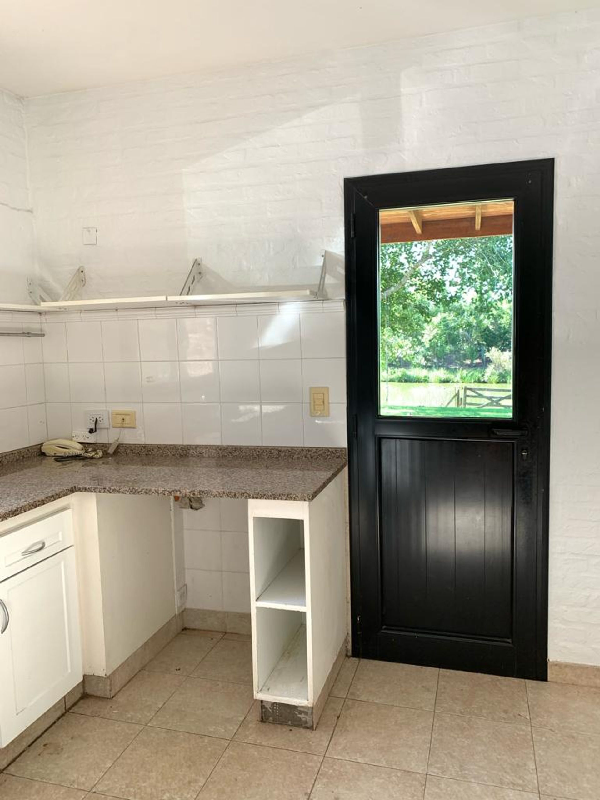 Alquiler casa a laguna Las Glorietas, Nordelta