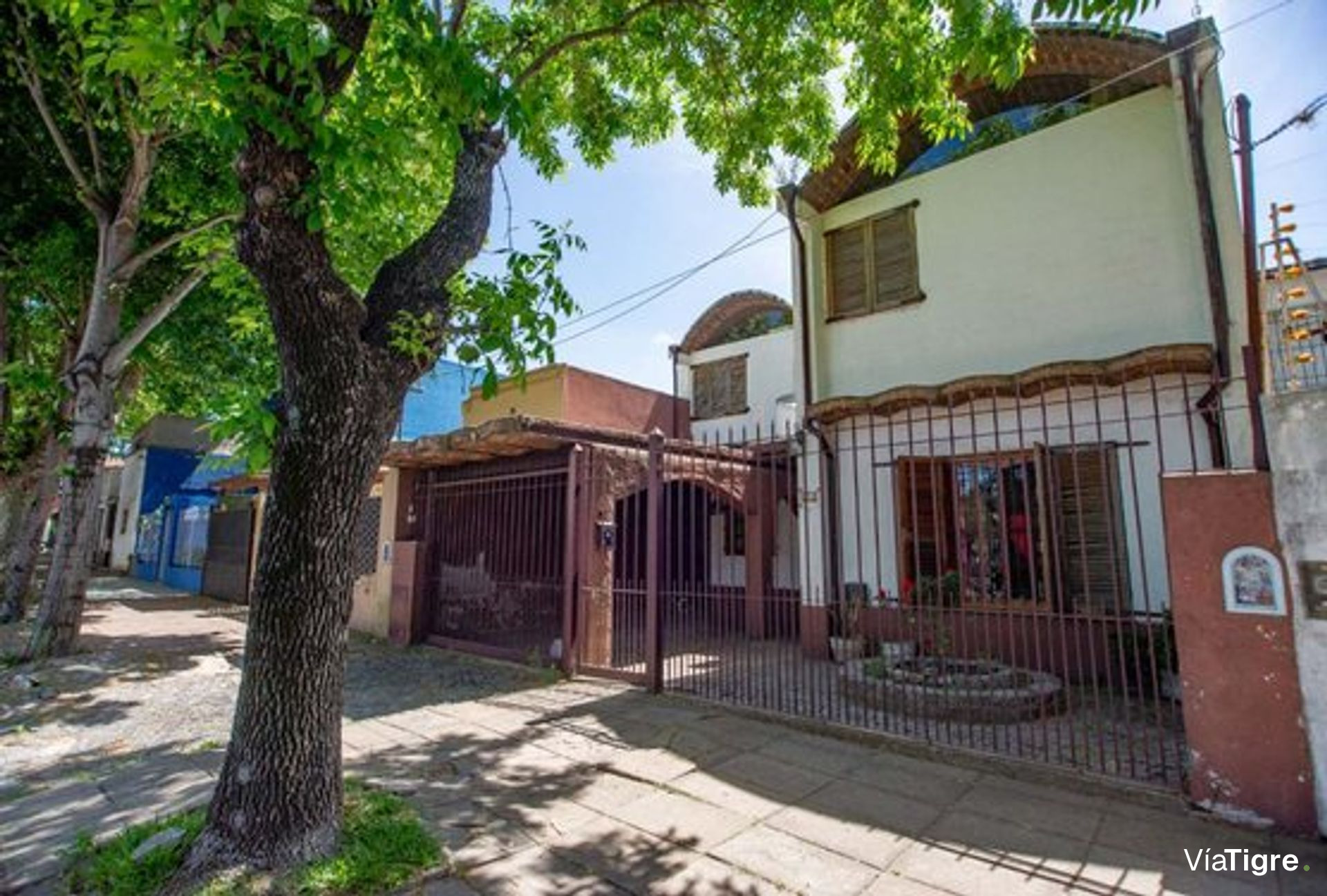 Venta casa 5 ambientes San Fernando jardin cochera