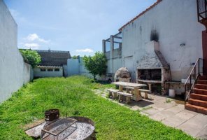 Venta casa 5 ambientes San Fernando jardin cochera