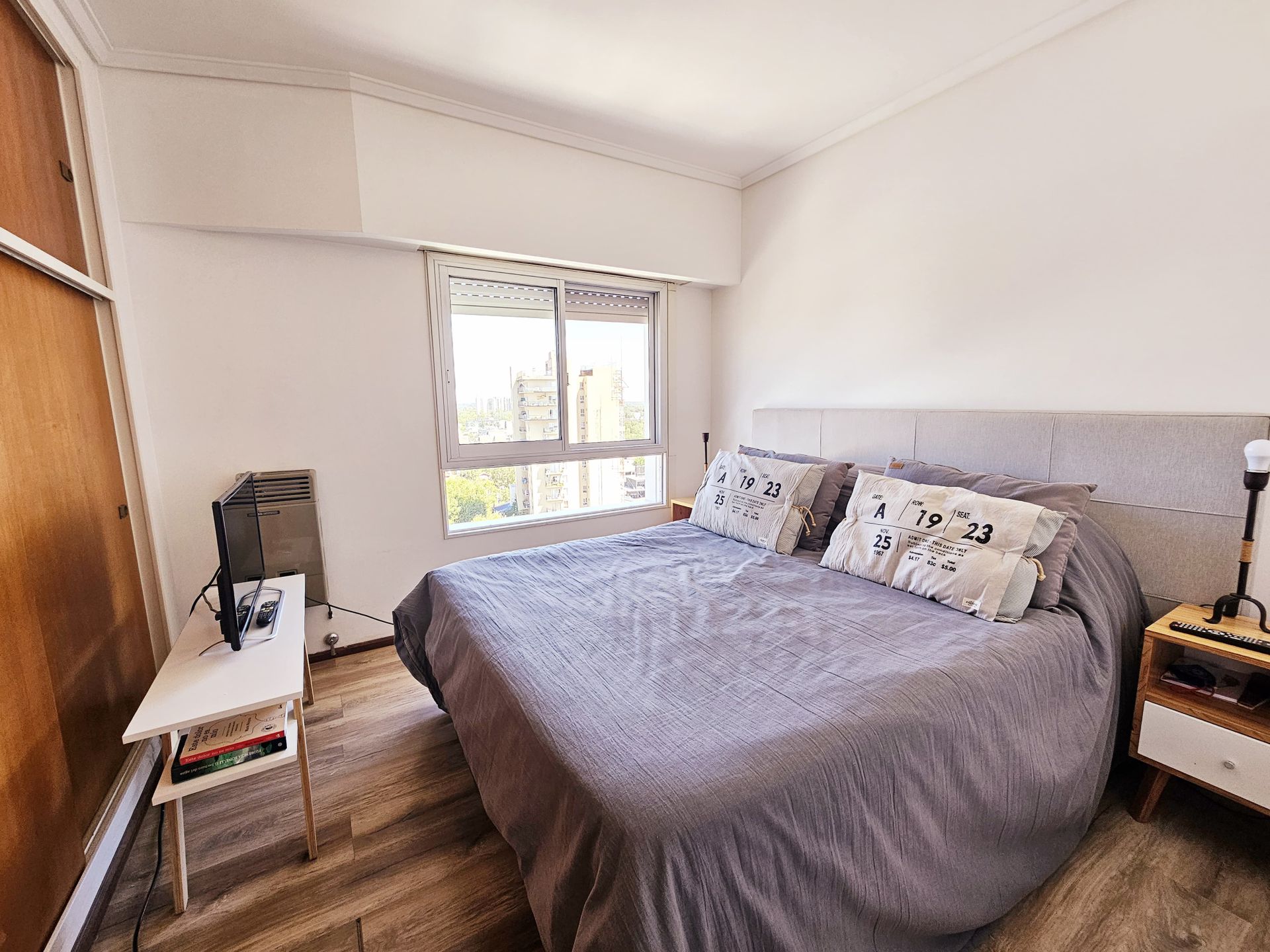 Venta Departamento 2 Amb Tigre Centro Cochera
