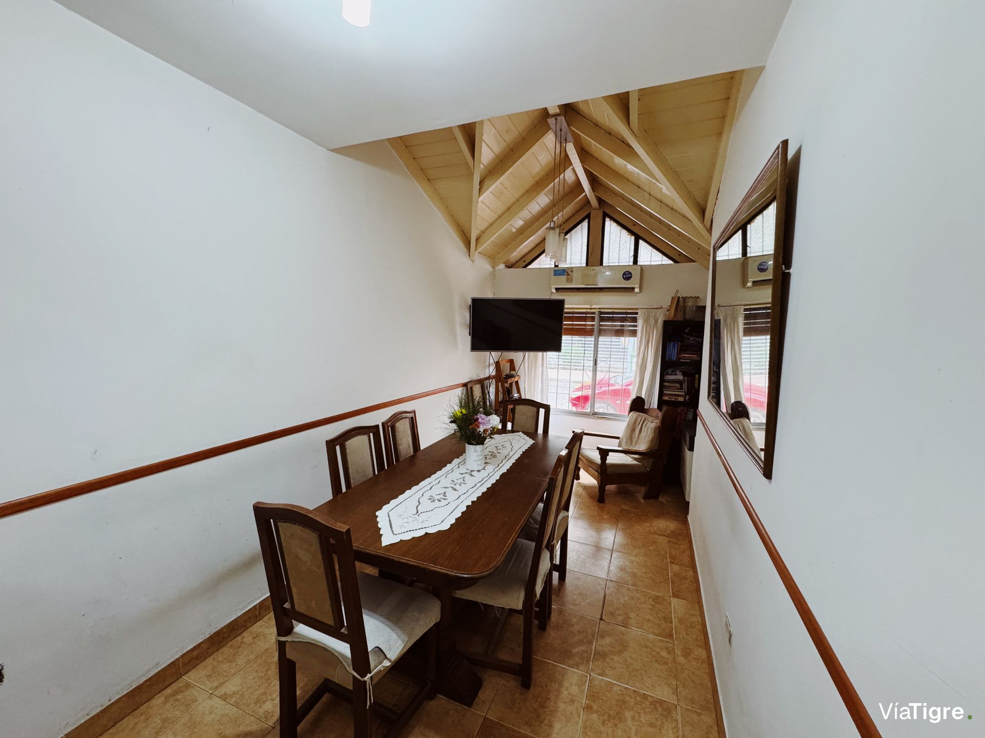 Venta Duplex c/ 3 dormitorios y patio- Victoria