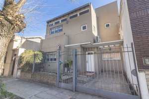 House for Sale – 5 Rooms, Apartment Credit, Olivos Park