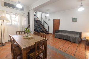 House for Sale – 5 Rooms, Apartment Credit, Olivos Park