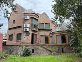 Alquiler Casa De 6 Ambientes En Tigre Centro