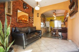 4-Bedroom House for Sale with Large Patio – Florida West