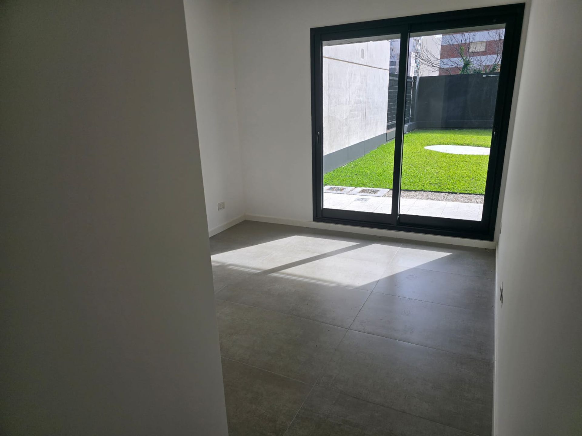 Venta Departament 3 ambientes Vicent López cochera