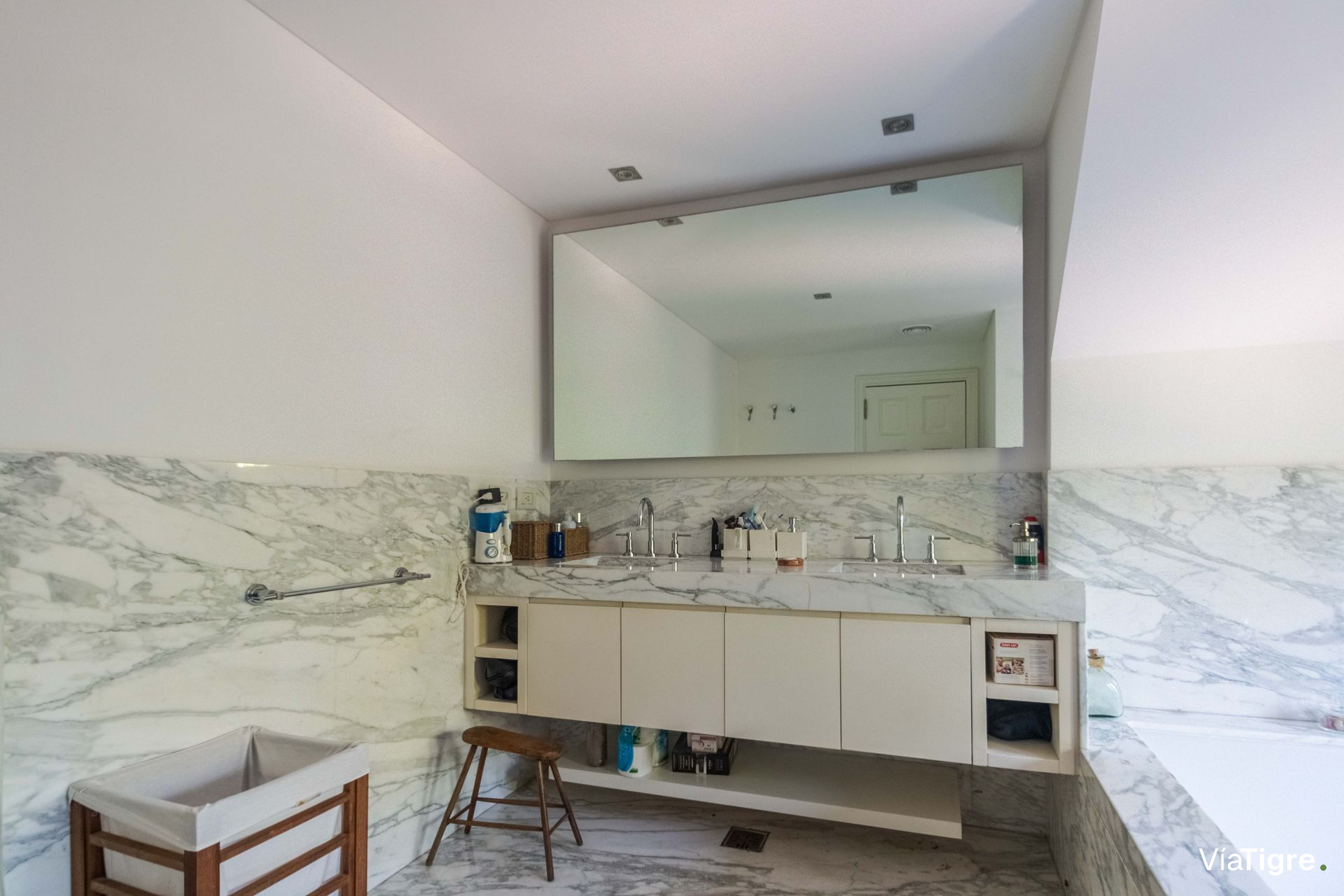 Venta Exclusiva Casa de 7 Amb en L de San Isidro