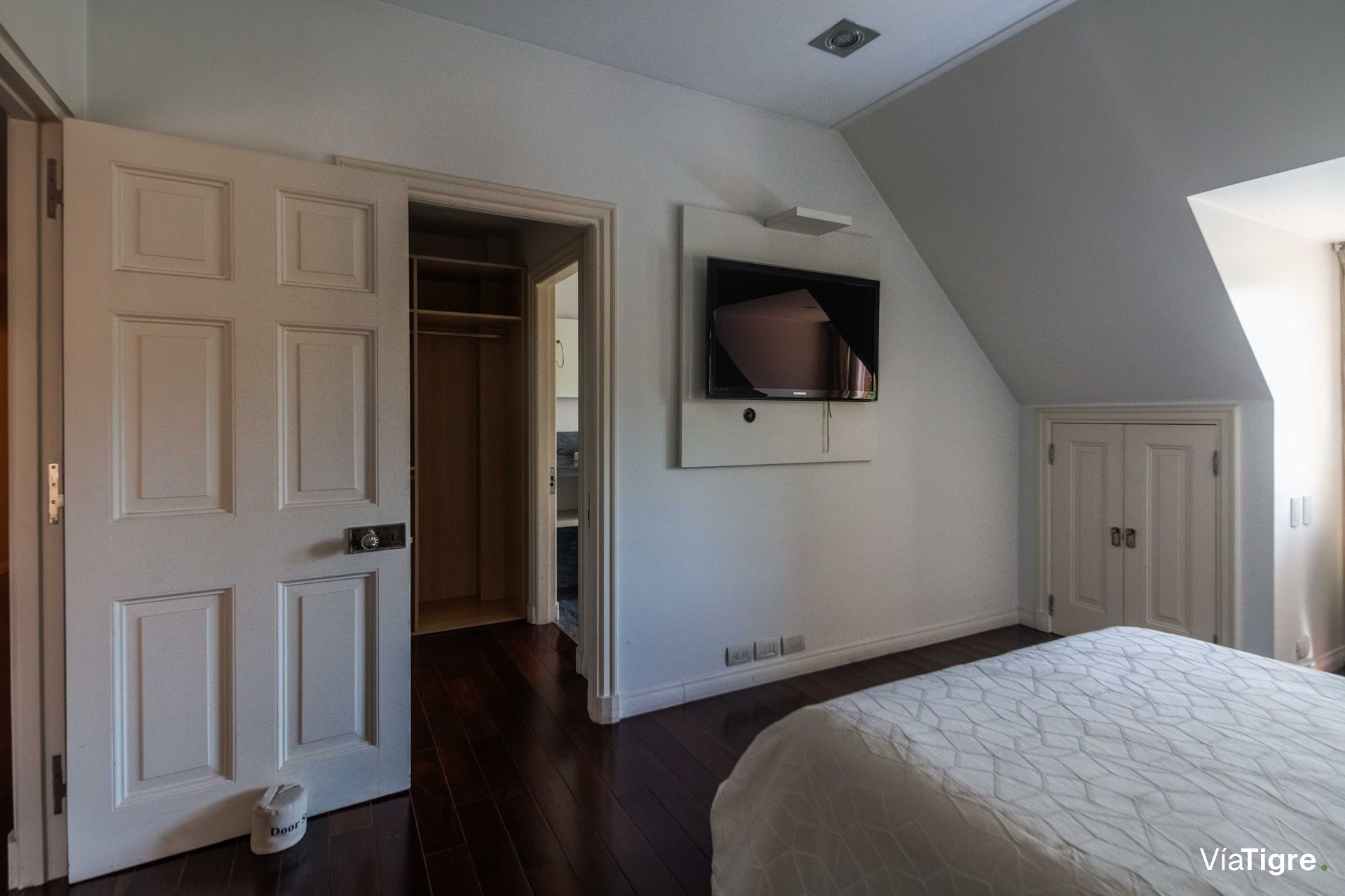 Venta Exclusiva Casa de 7 Amb en L de San Isidro