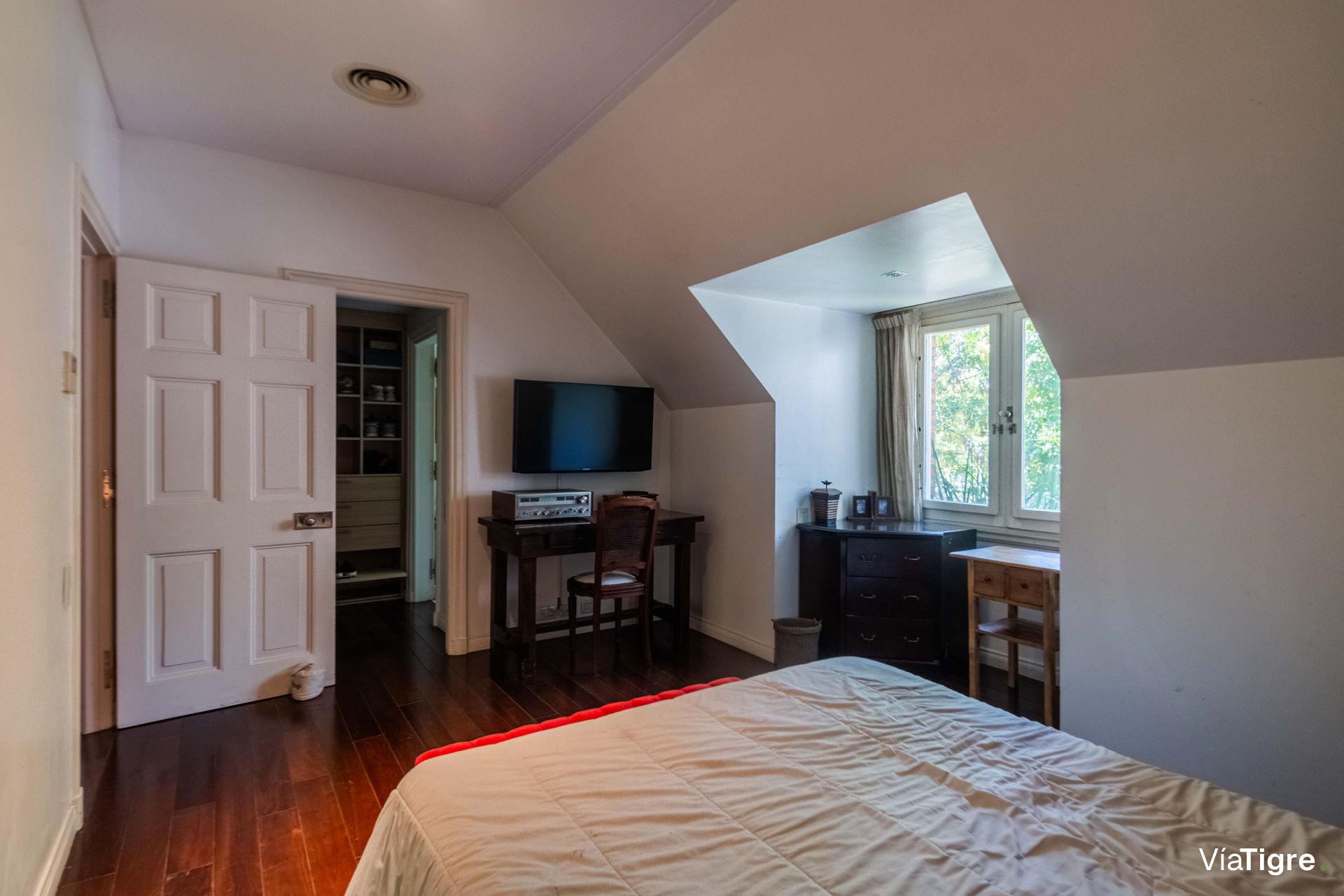 Venta Exclusiva Casa de 7 Amb en L de San Isidro