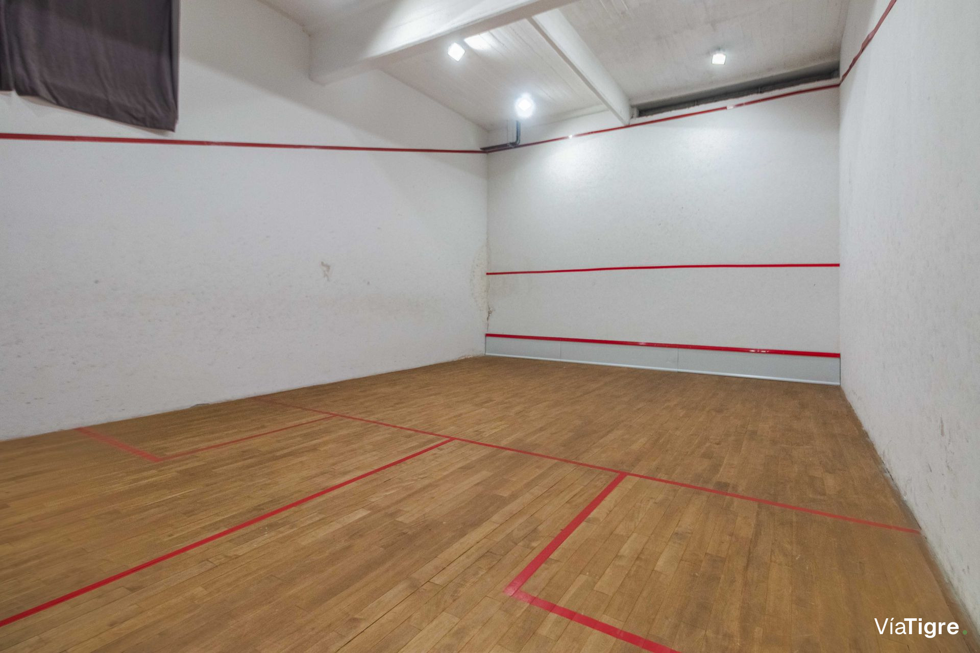 Venta Exclusiva Casa de 7 Amb en L de San Isidro