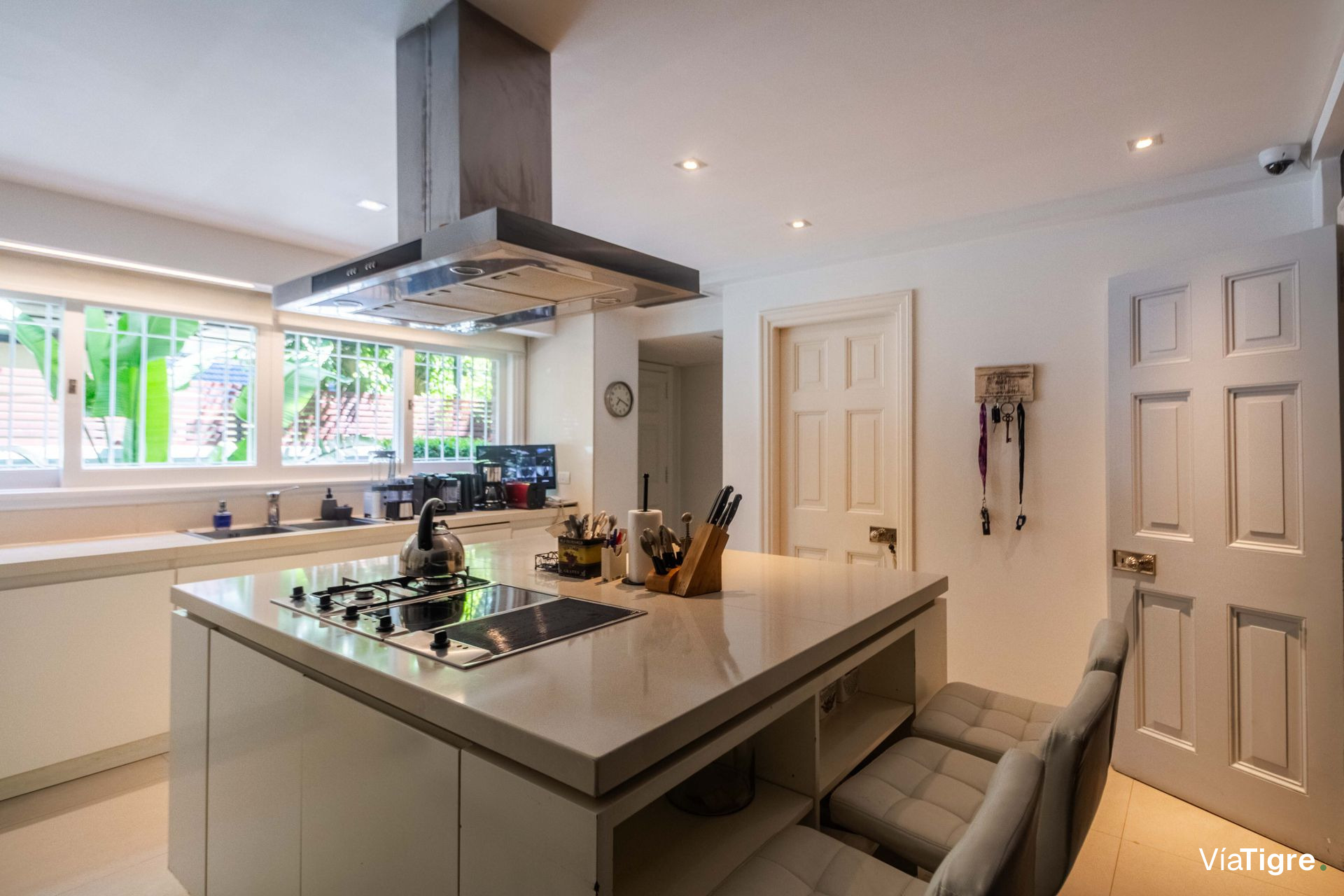 Venta Exclusiva Casa de 7 Amb en L de San Isidro