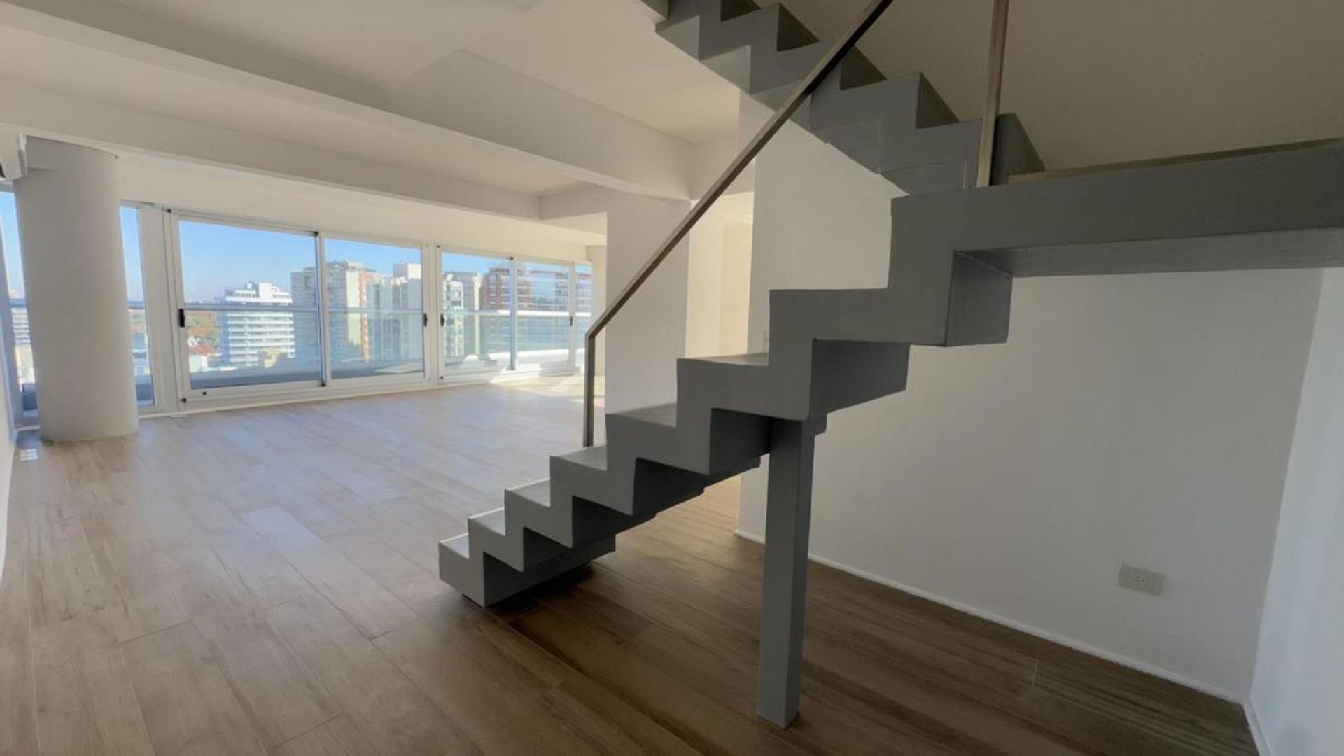 Venta duplex 3 ambientes La Palmera Vicente Lopez.