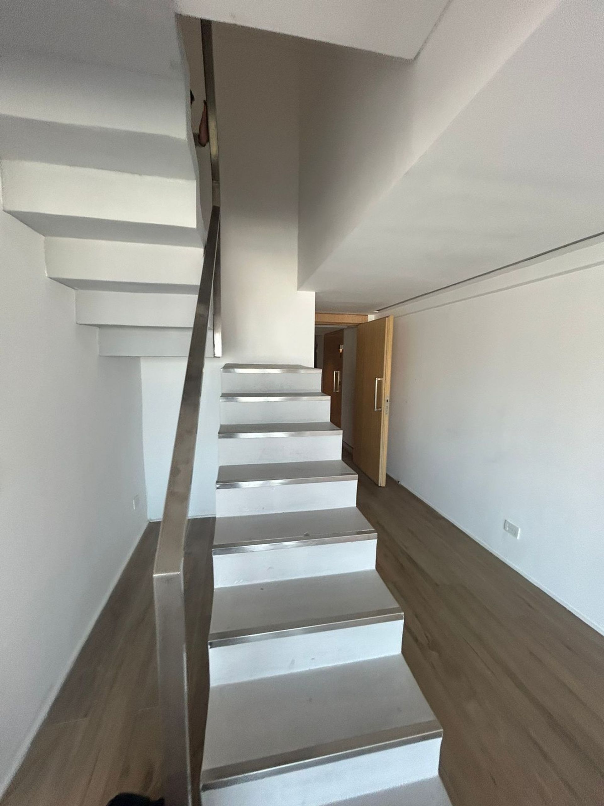 Venta duplex 3 ambientes La Palmera Vicente Lopez.