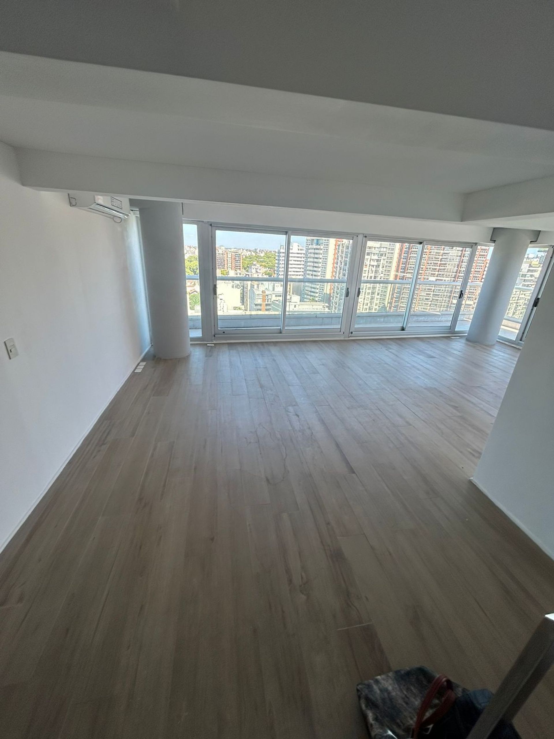 Venta duplex 3 ambientes La Palmera Vicente Lopez.