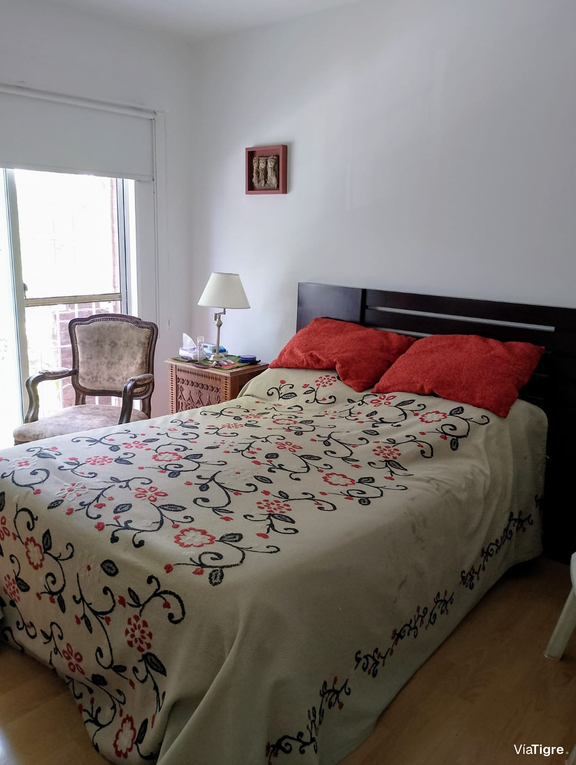 Venta Triplex 5 ambientes con jardín en Olivos