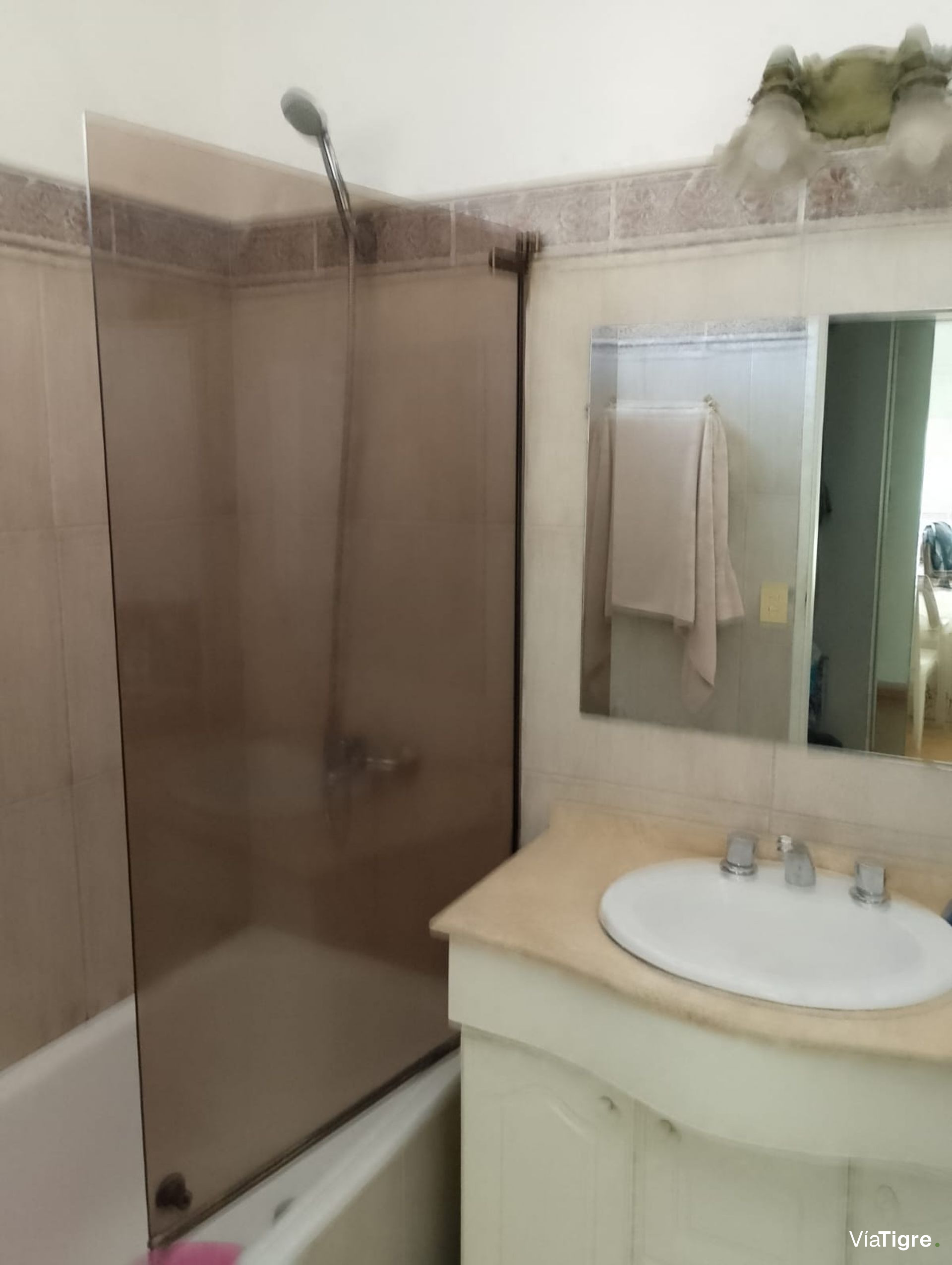 Venta Triplex 5 ambientes con jardín en Olivos