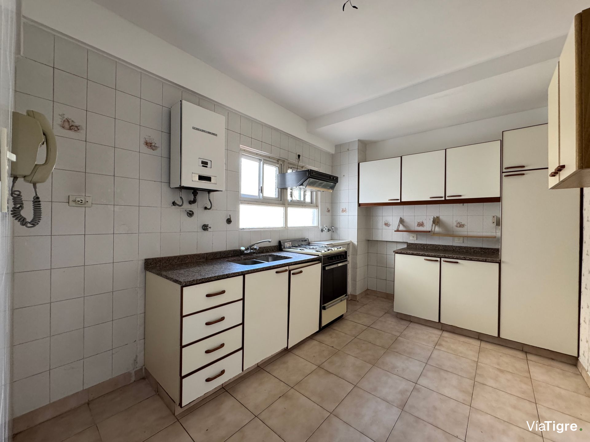 Dpto 4 ambientes en venta en Olivos apto crédito