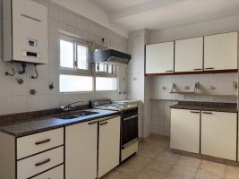 Dpto 4 ambientes en venta en Olivos apto crédito