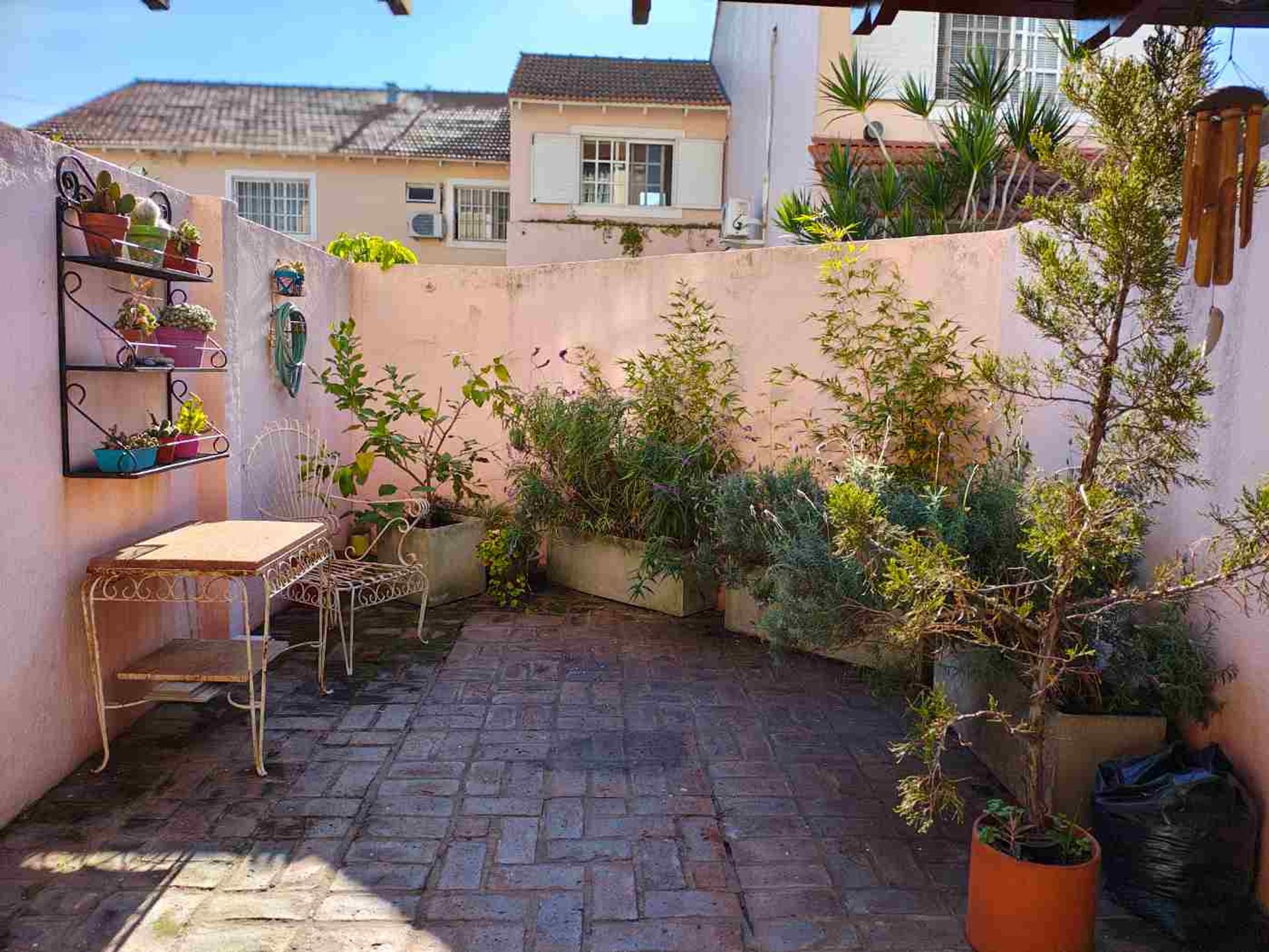 Triplex en venta 5 amb patio y cochera en Florida