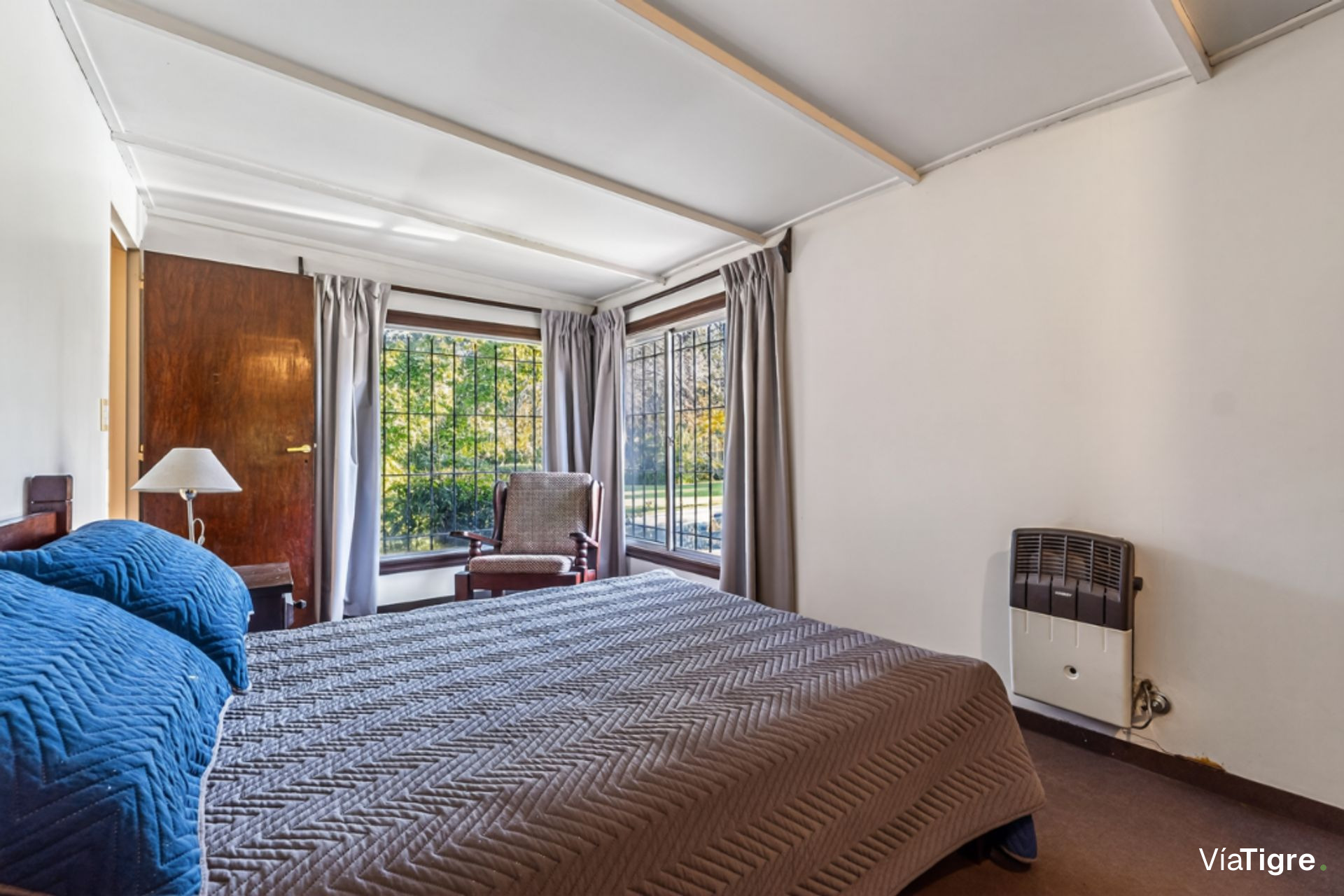 Casa 5 Amb Pileta Quincho Pádel Y 4 Lotes