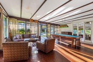 House for Sale in 4 Green Lots, Pool, BBQ, TIGRE