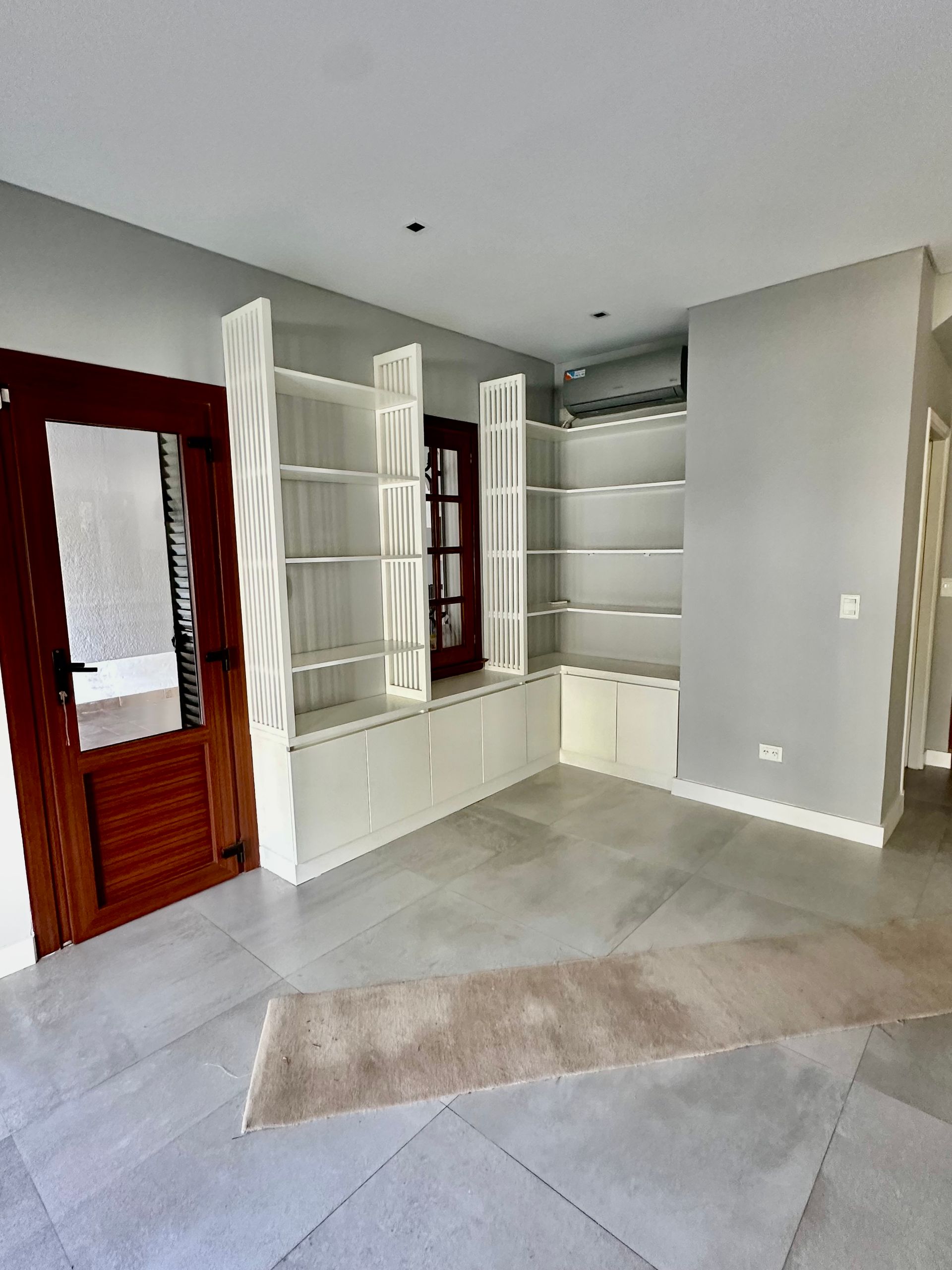 Alquiler Casa Olivos 4 Dormitorios Pileta Sauna