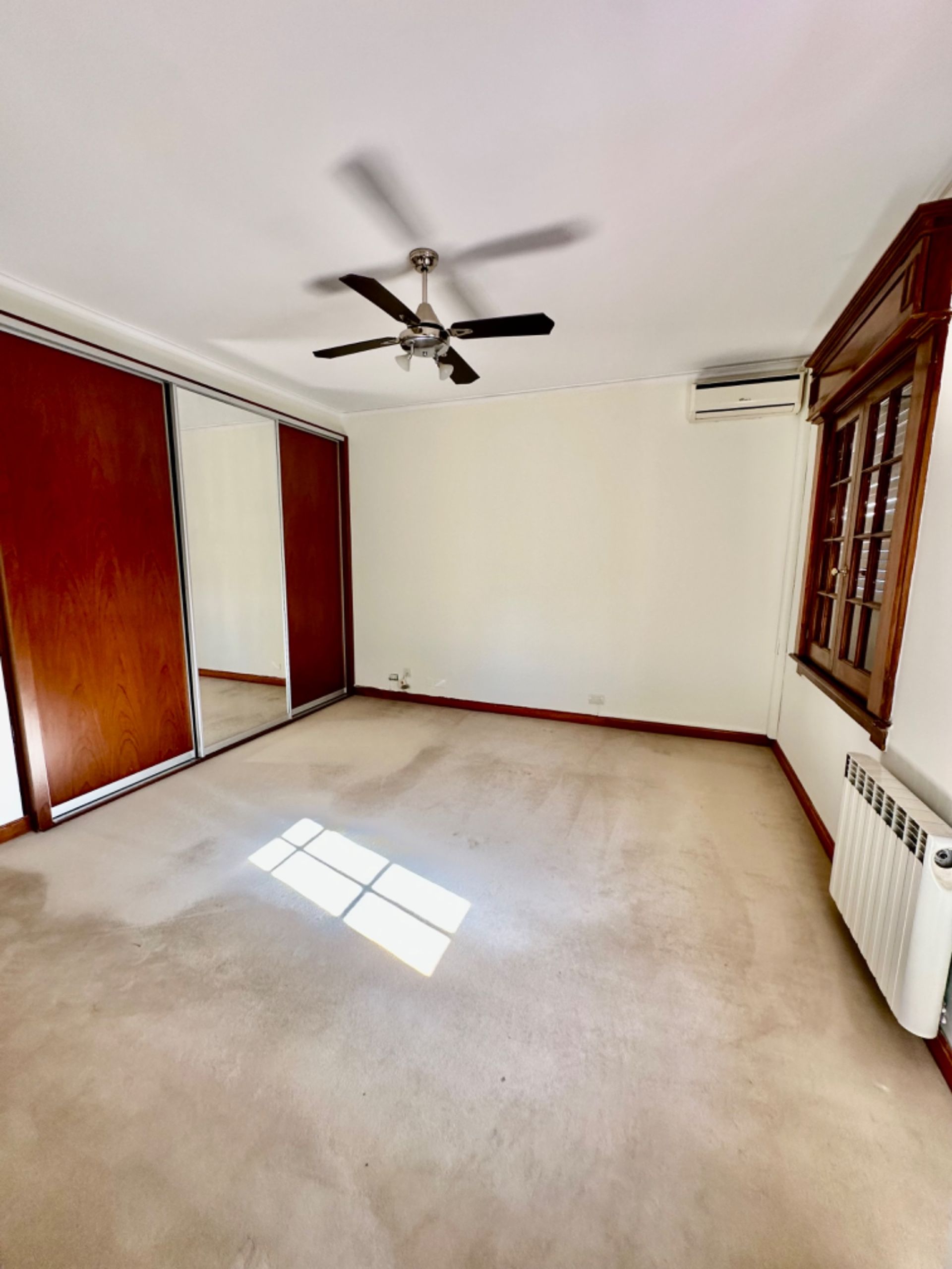 Alquiler Casa Olivos 4 Dormitorios Pileta Sauna