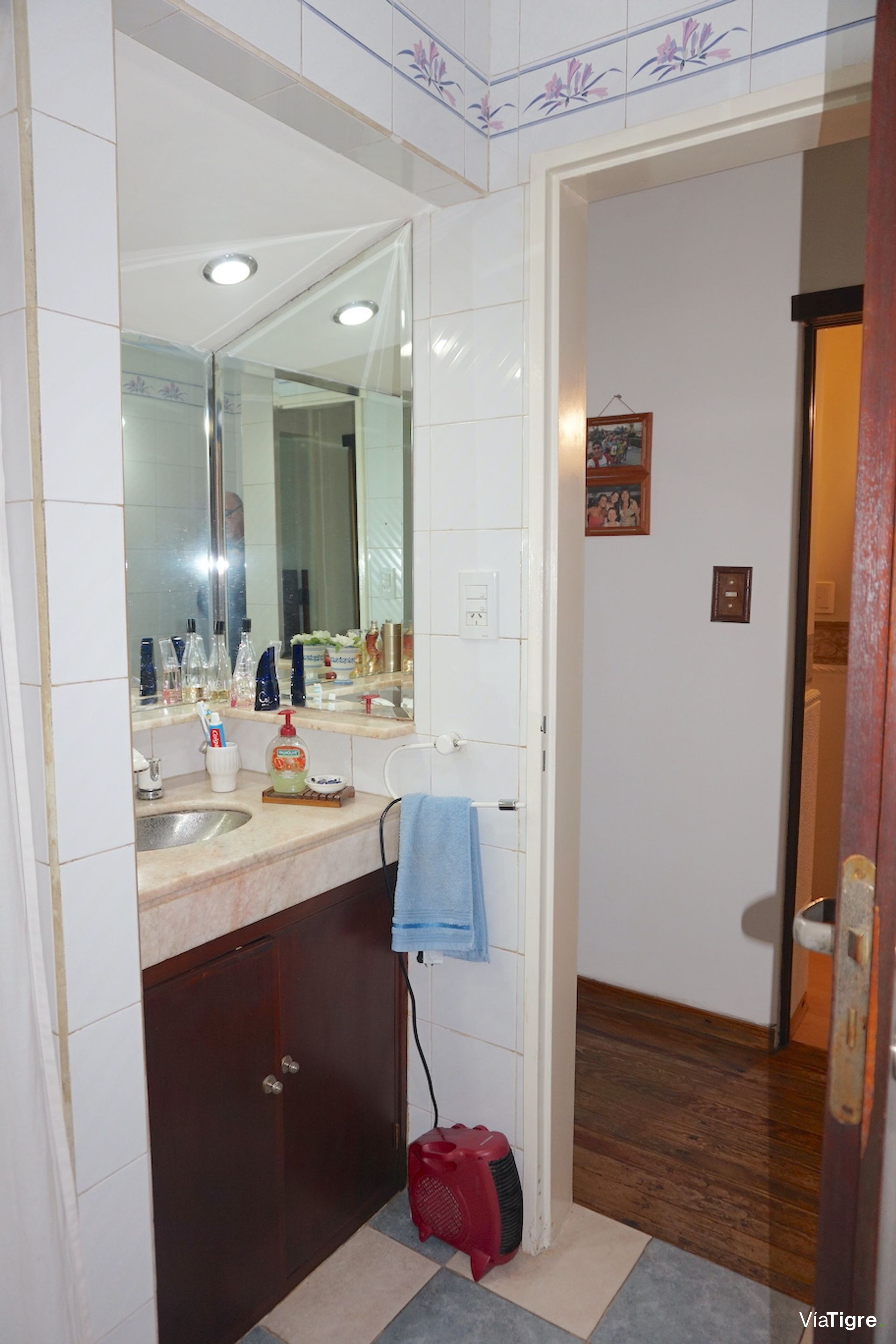 Casa 5 Amb En Venta En Florida Este Con Garage