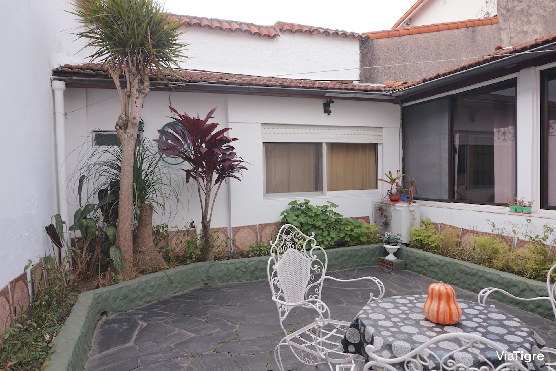 Casa 5 Amb En Venta En Florida Este Con Garage