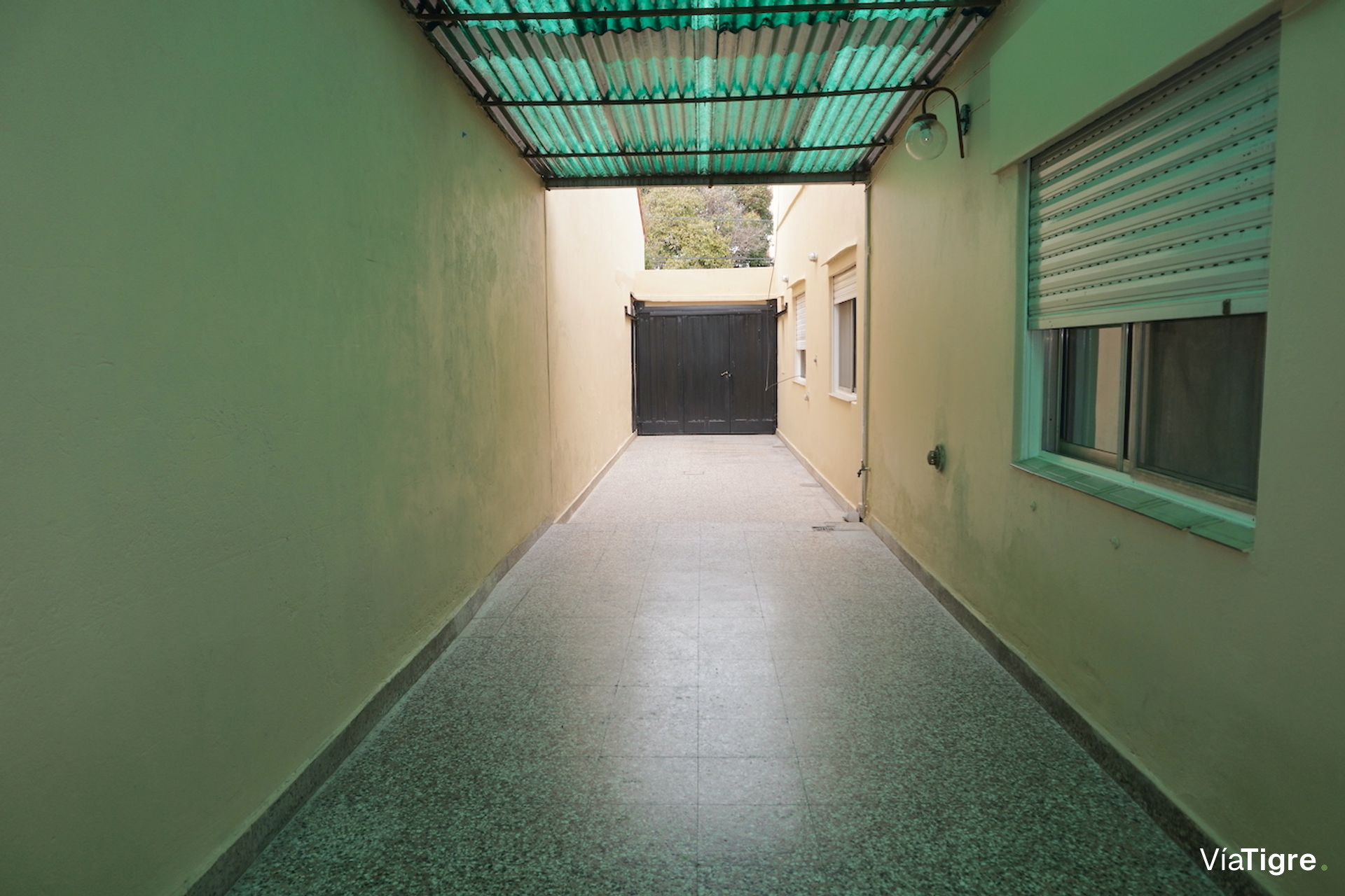 Casa 5 Amb En Venta En Florida Este Con Garage