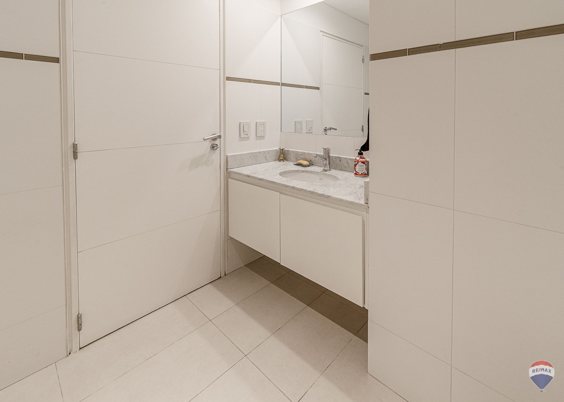 Horizons Venta Depart. Piso Alto 3 Amb. C/ Cochera
