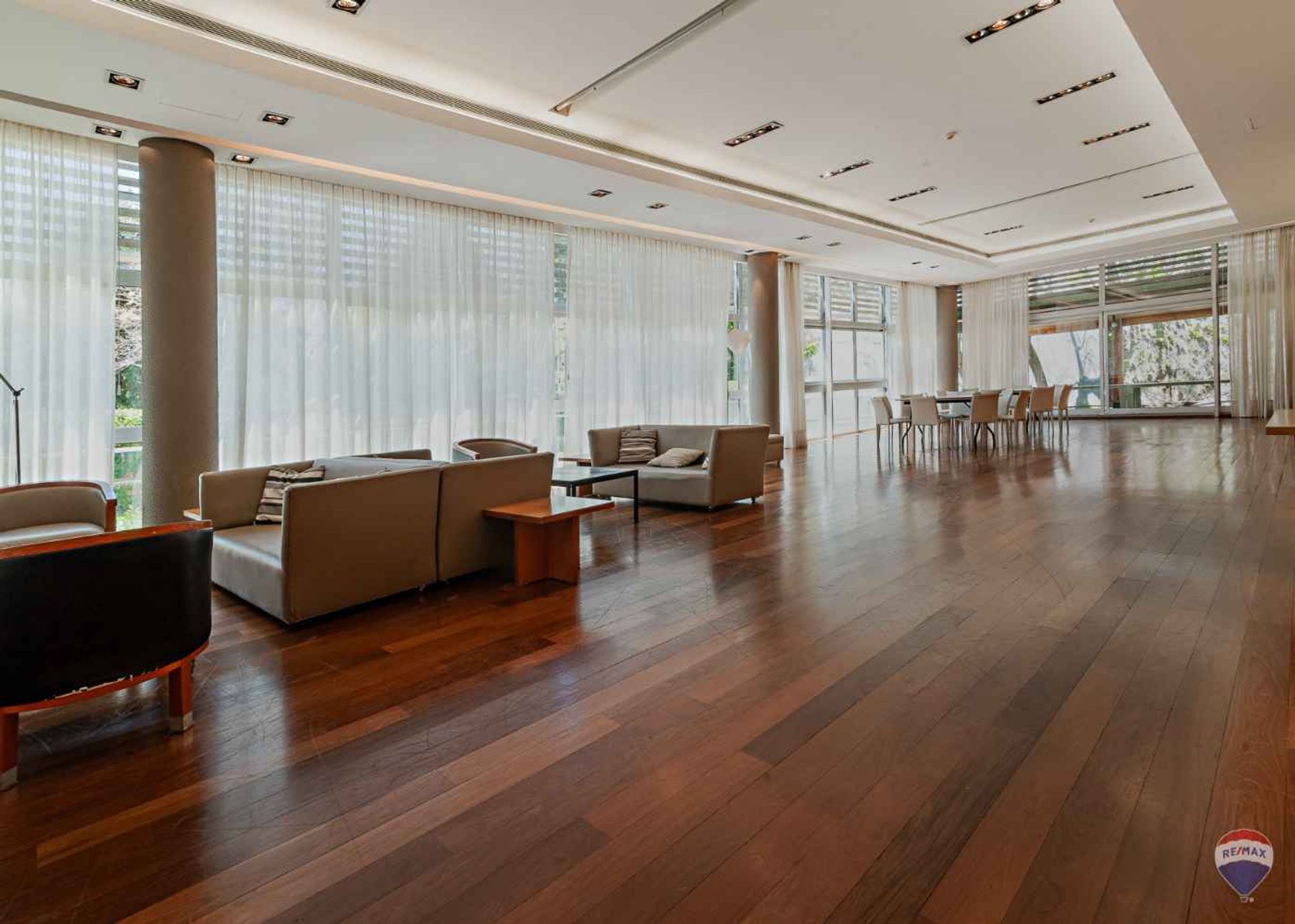 Horizons Venta Depart. Piso Alto 3 Amb. C/ Cochera