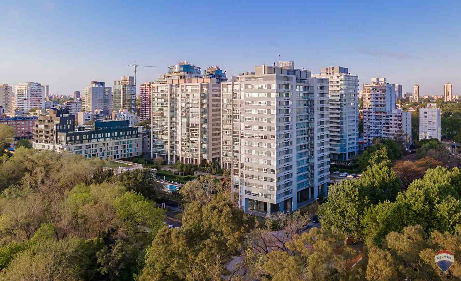 Horizons Venta Depart. Piso Alto 3 Amb. C/ Cochera