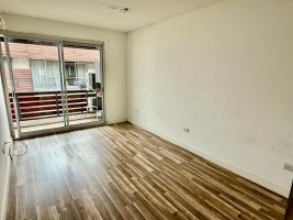 Sale: 2-room Apartment in Tigre with Garage