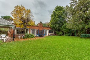 Casa con parque pileta y jardín invierno Boulogne