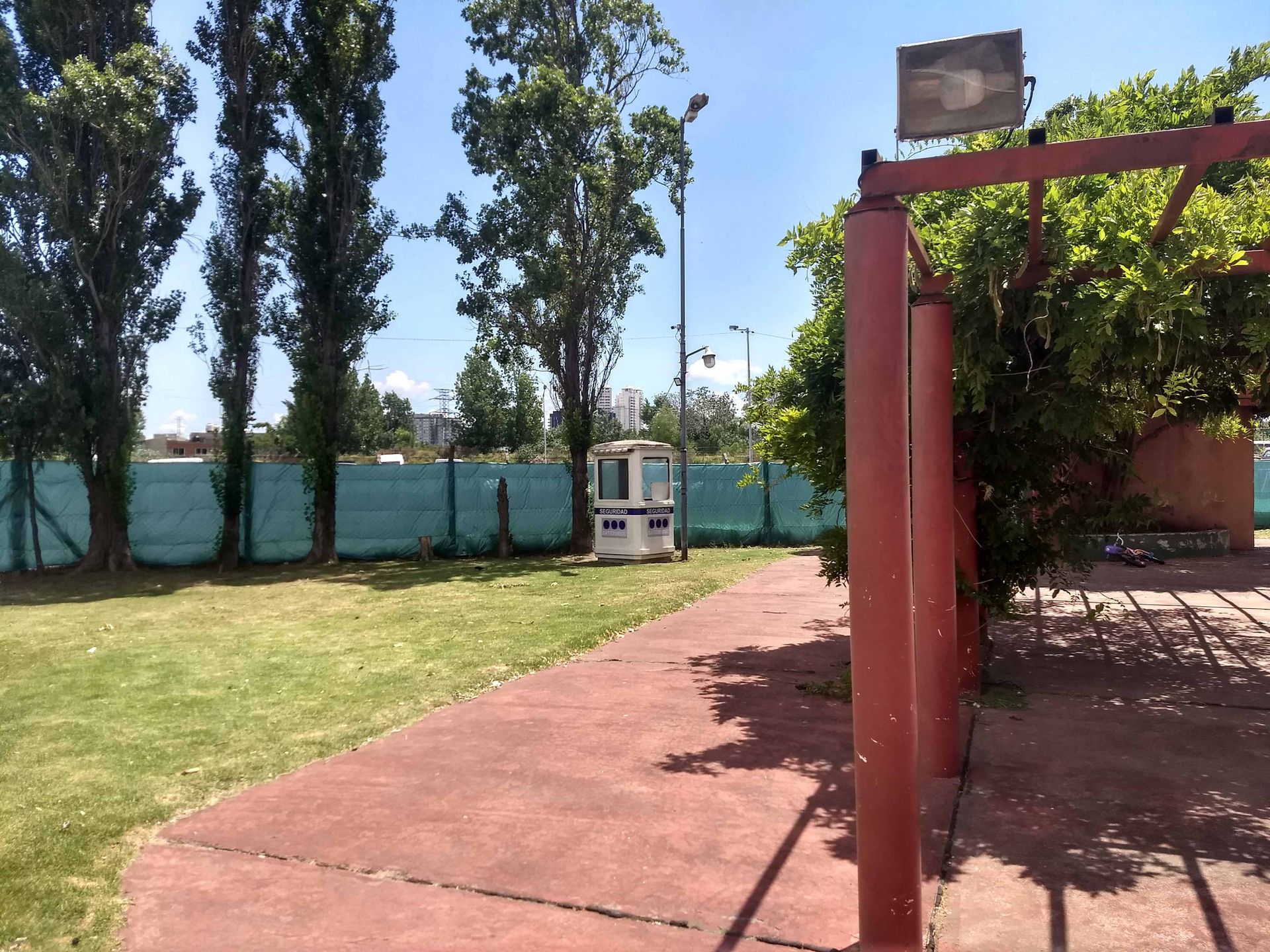 Venta 2 Amb B° Cerrado Ls Alamos USD 39500+ Financ