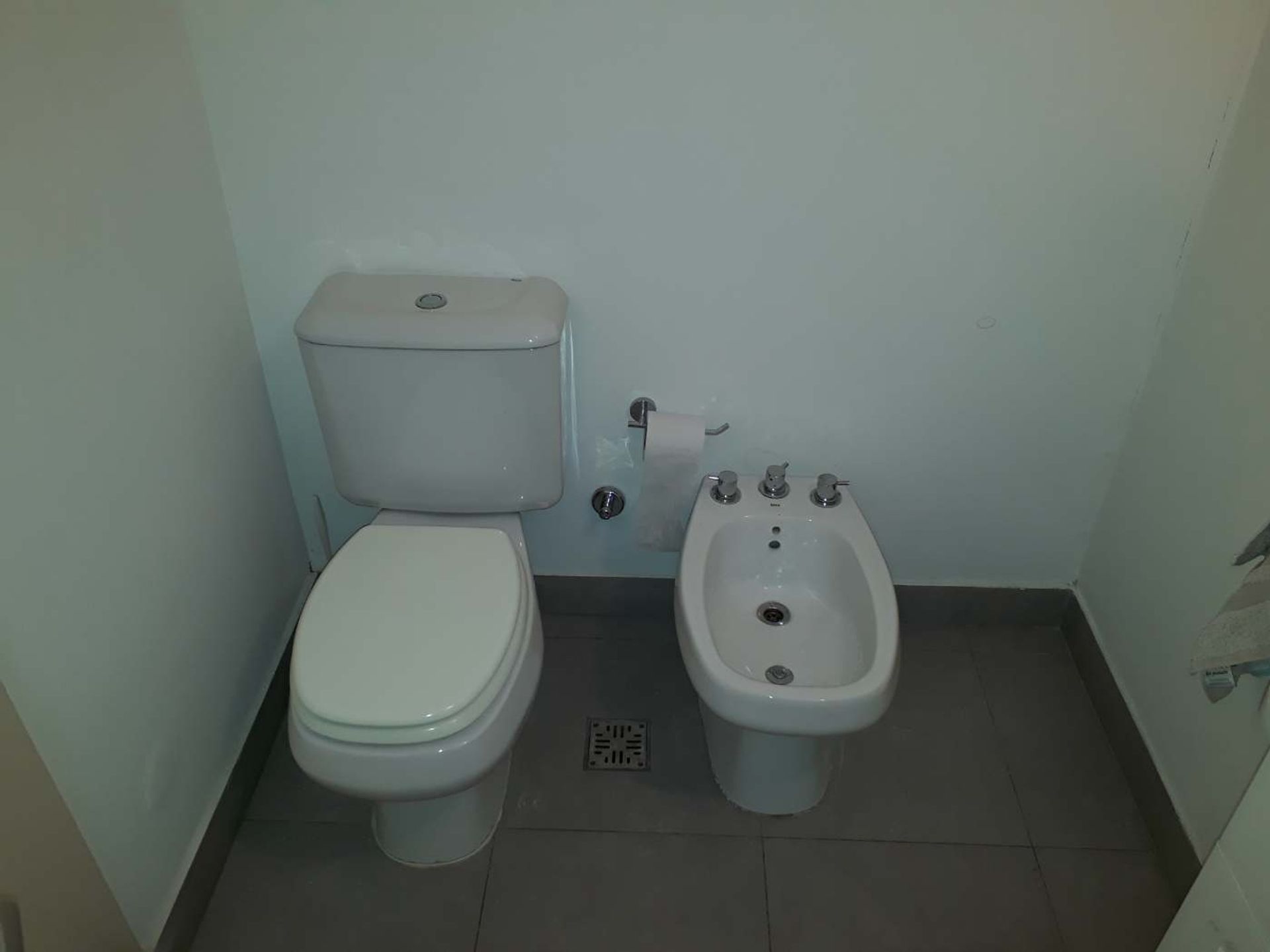 Monoambiente En Alquiler -Tigre, C/Cochera